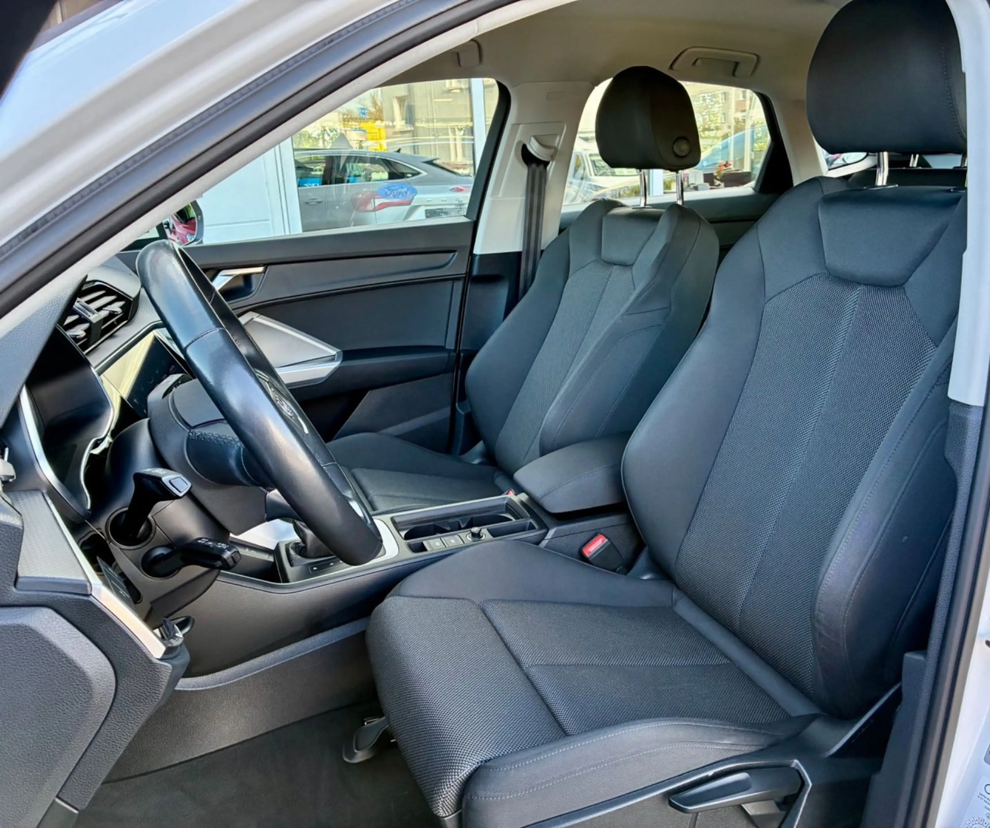 Audi Q3 Sportback 35 TFSI Automatik LED Kamera — photo 11