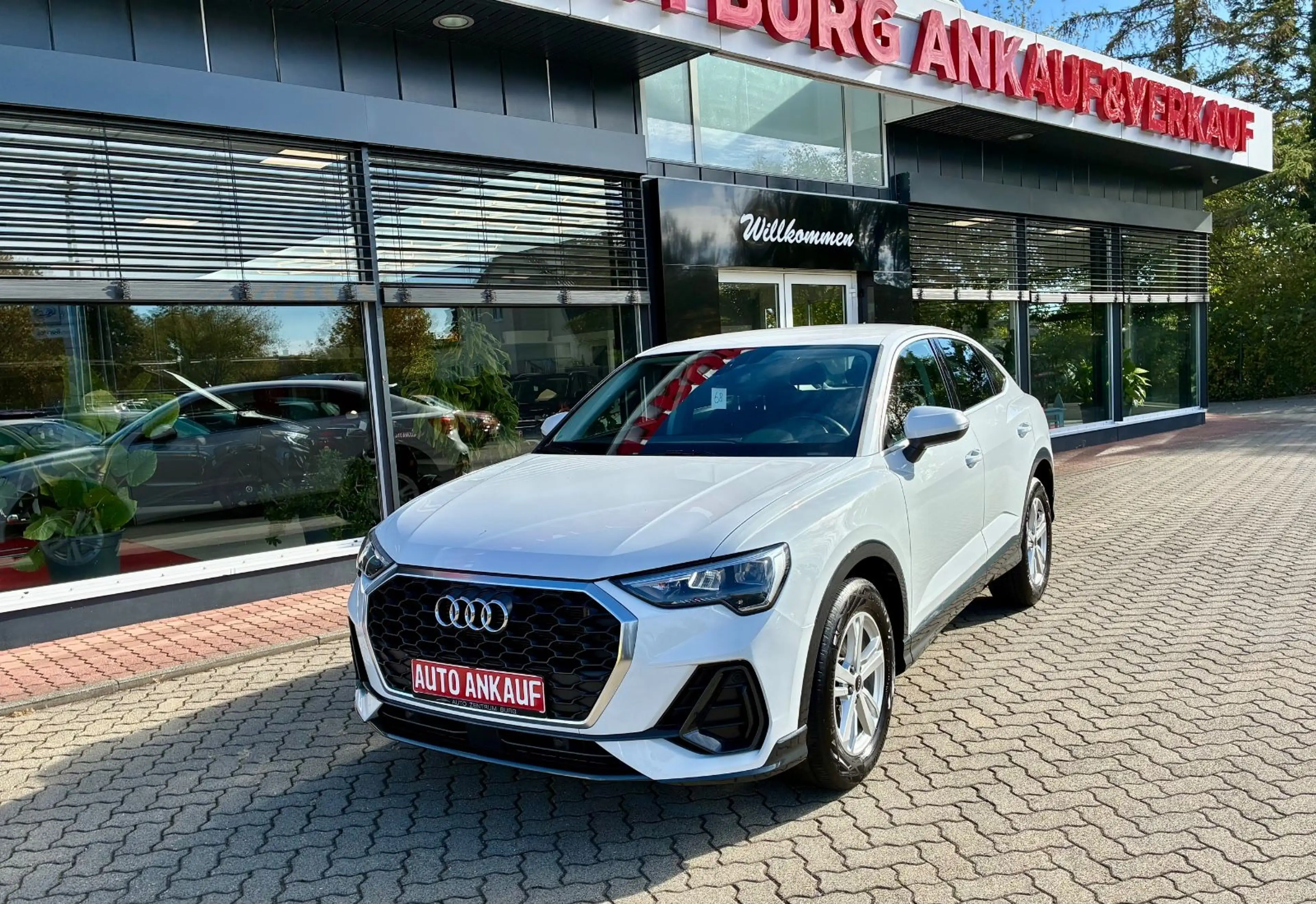 Audi Q3 Sportback 35 TFSI Automatik LED Kamera — photo 2