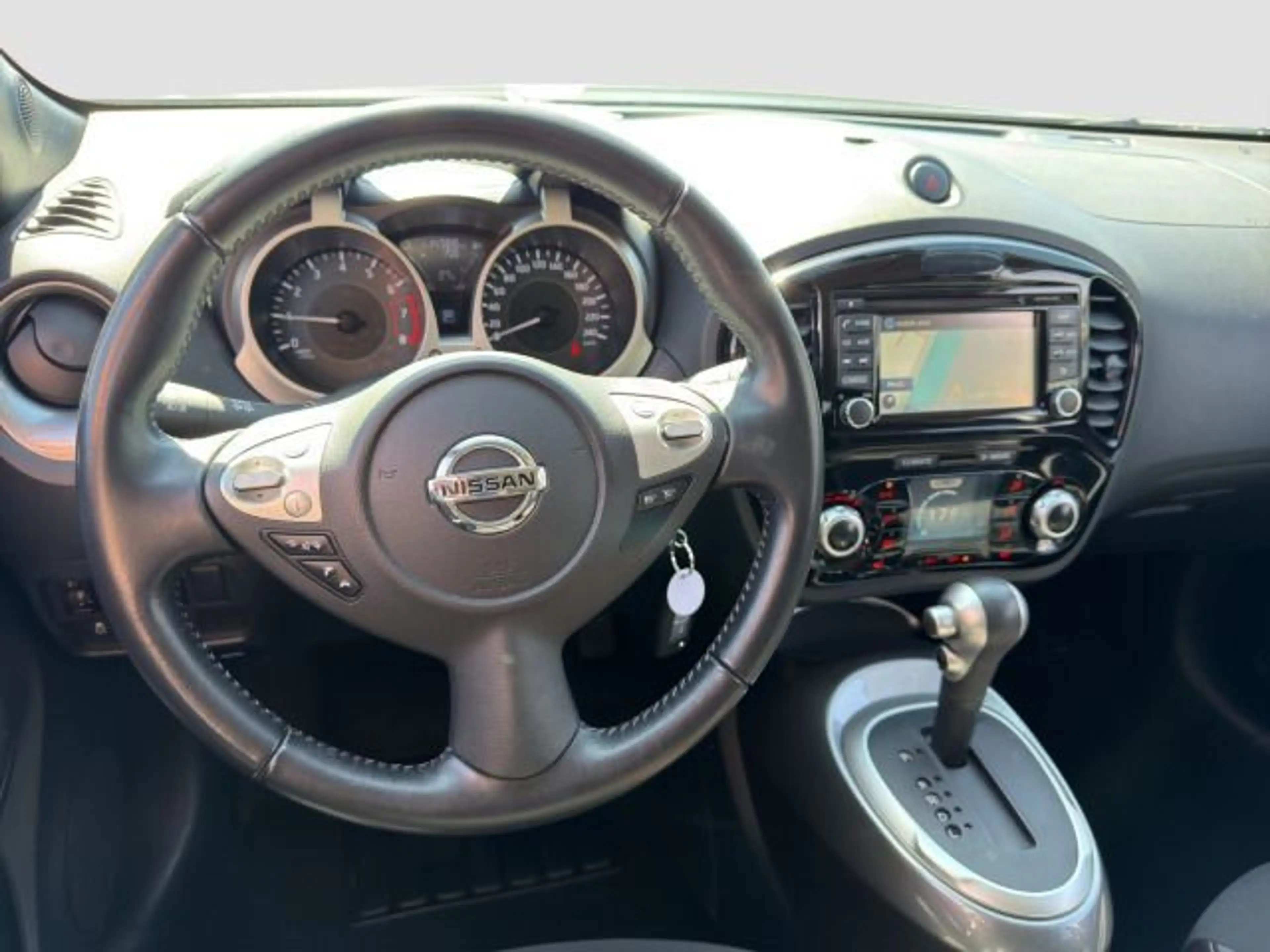 Nissan Juke Acenta 1.6 Xtronik  Navi — photo 10