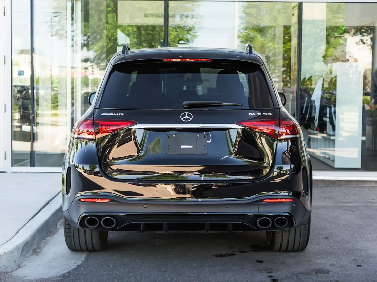 Mercedes-Benz GLE снимка Mercedes-Benz GLE