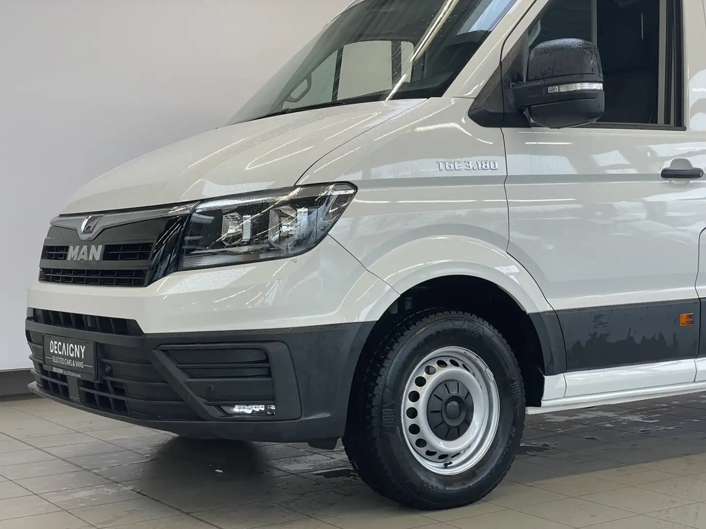 MAN TGE 3.180 177pk 2.0D *Camera*Vloer & wanden Blanc - 2