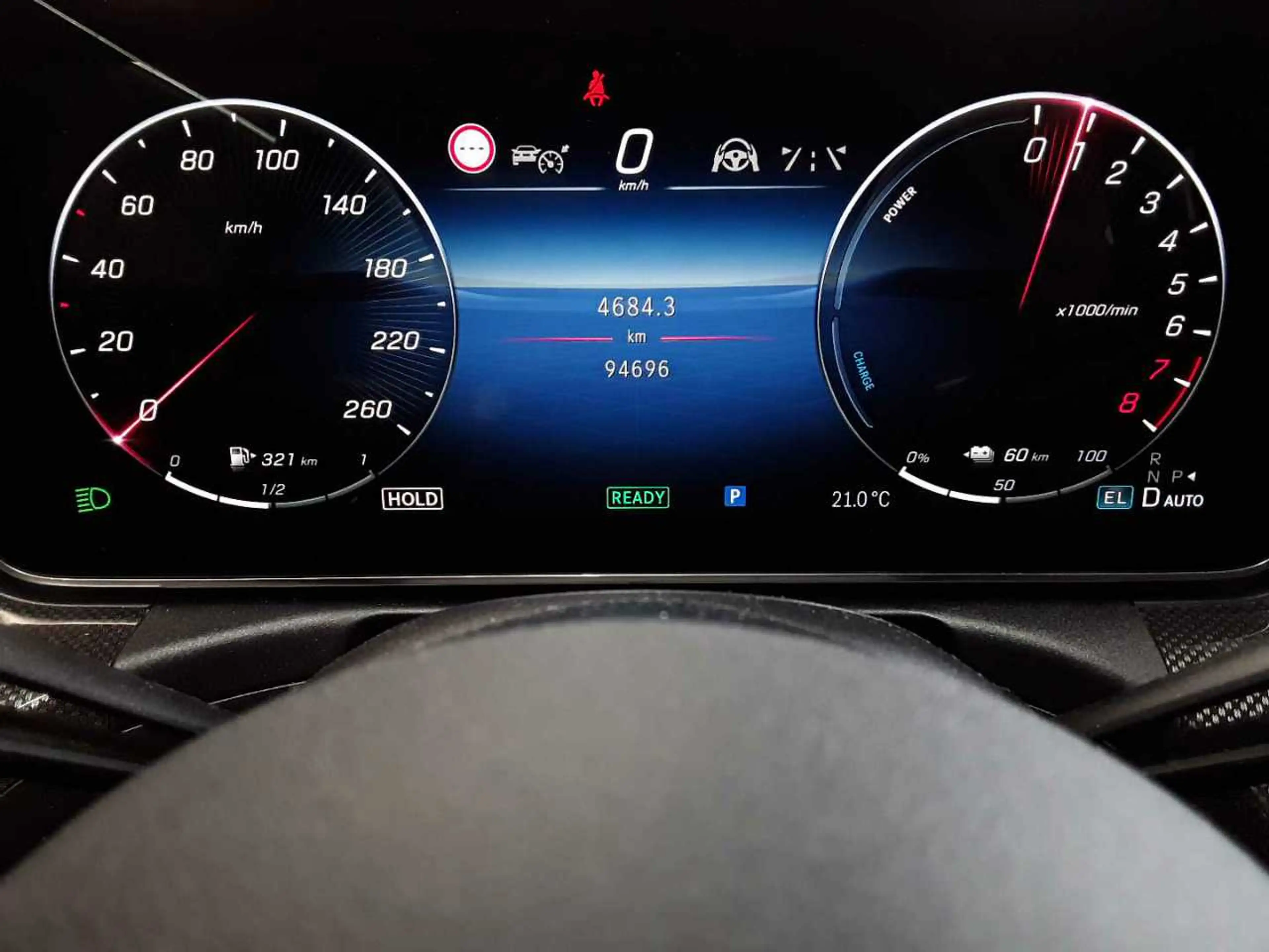 Mercedes-Benz C 300 C 300 e T 9G- AMG DIS KomfP AssiP — photo 11