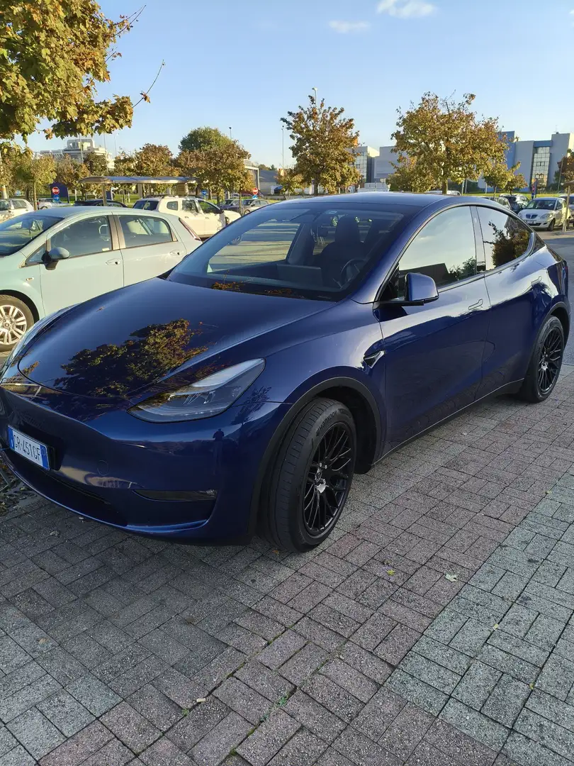 Tesla Model Y Long Range Dual Motor awd Albastru - 1