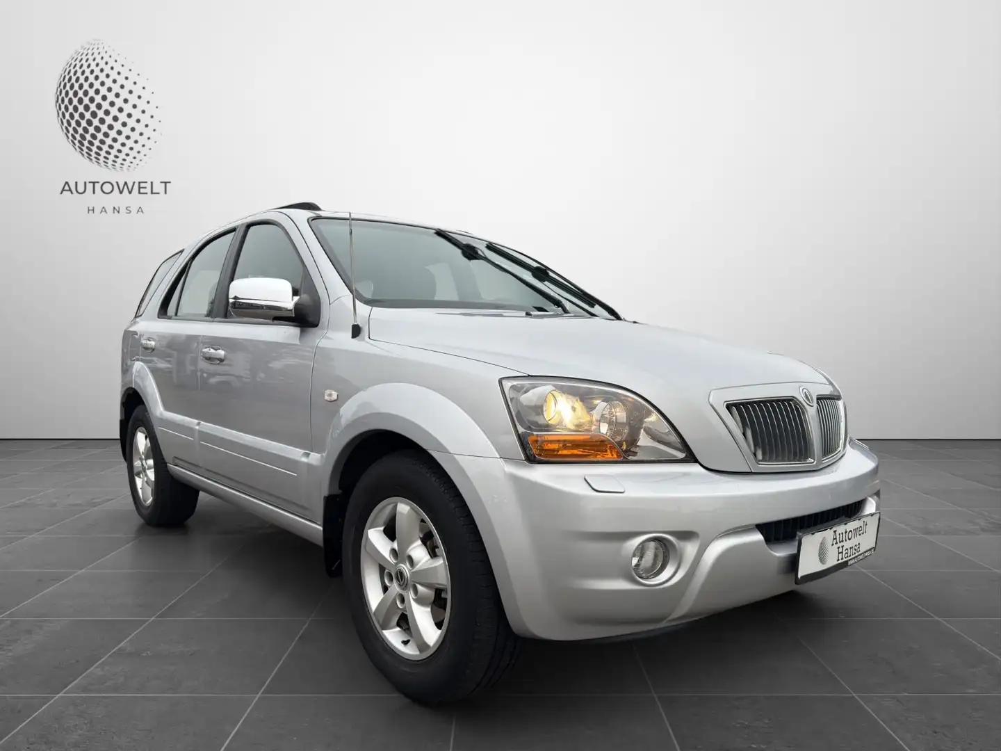 Kia Sorento 2.5 CRDi VGT EX/3,5T/LEDER/1.HD/PDC// Silber - 2