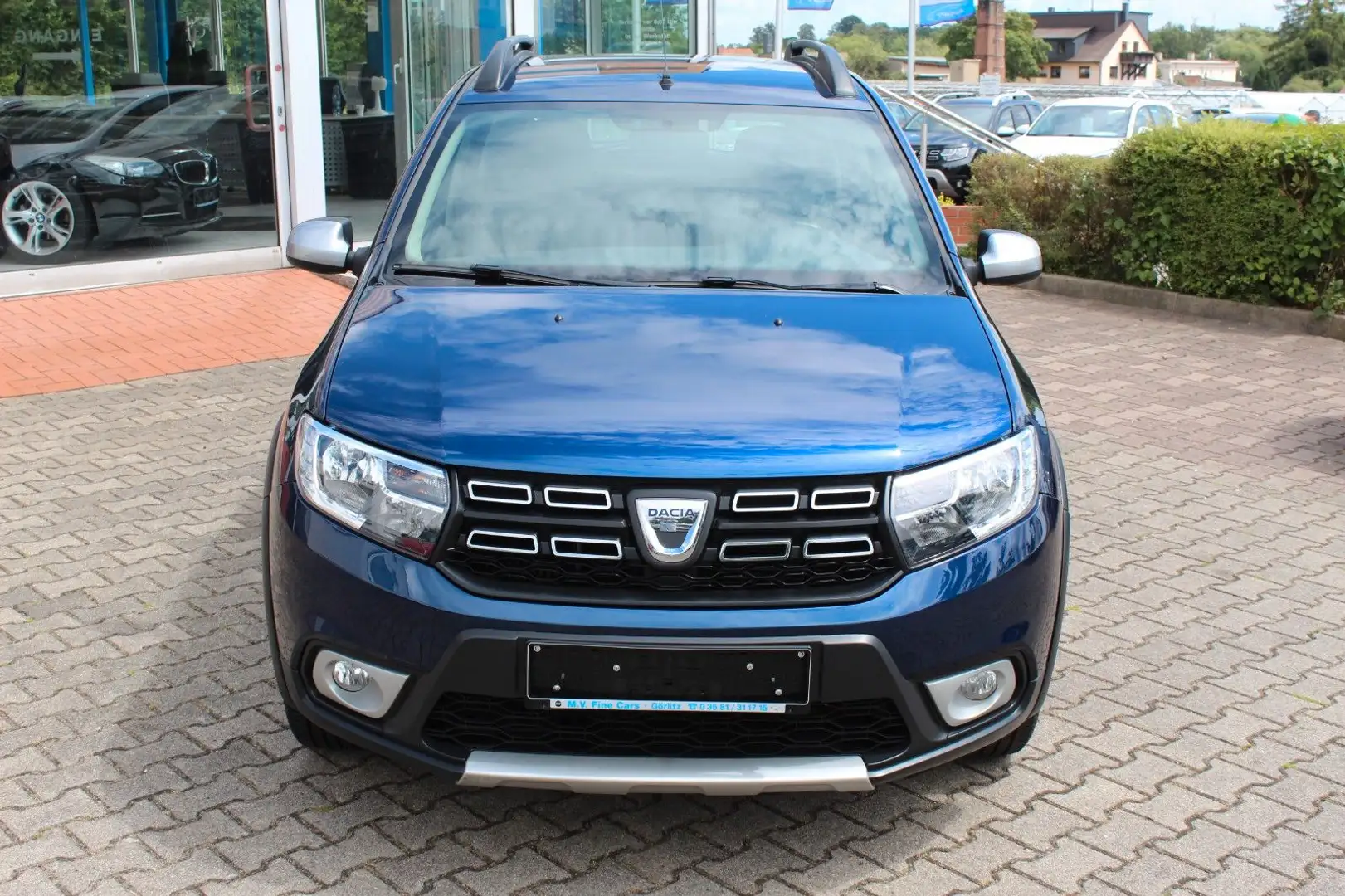 Dacia Sandero II Stepway Celebration Blau - 2