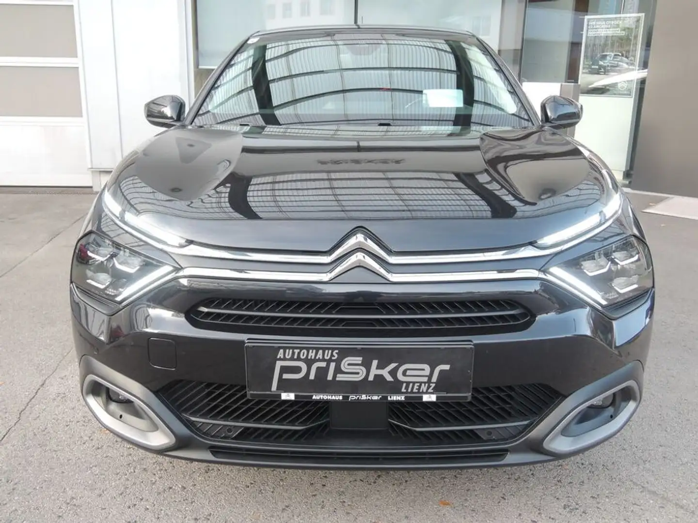 Citroen C4 Pure Tech 130 Shine Schwarz - 2