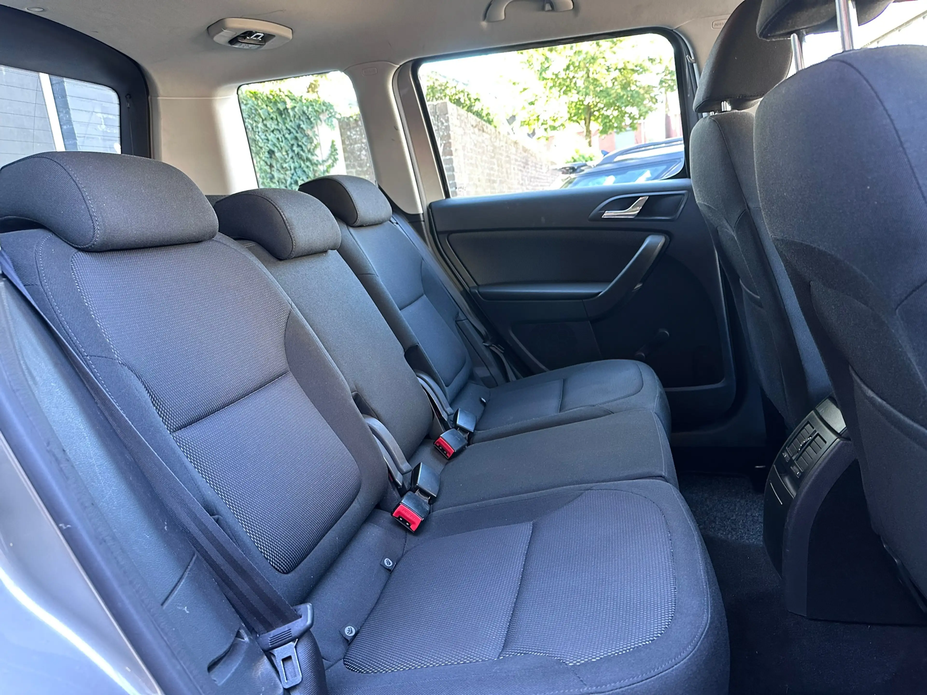 Skoda Yeti 1.2 TSI Ambition MIVA BEST / AUTO / CLIMA / NAVI — photo 14