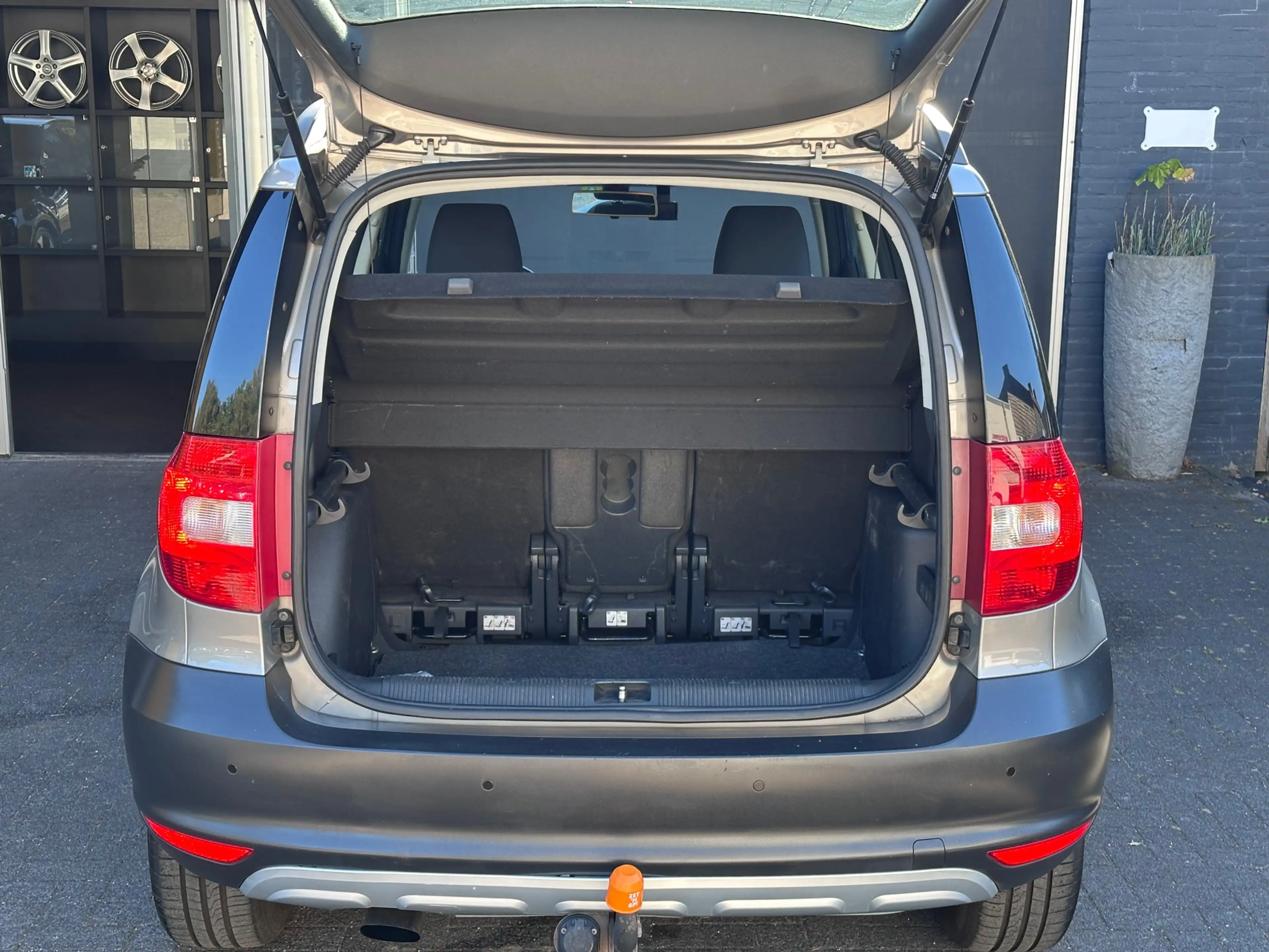Skoda Yeti 1.2 TSI Ambition MIVA BEST / AUTO / CLIMA / NAVI — photo 6