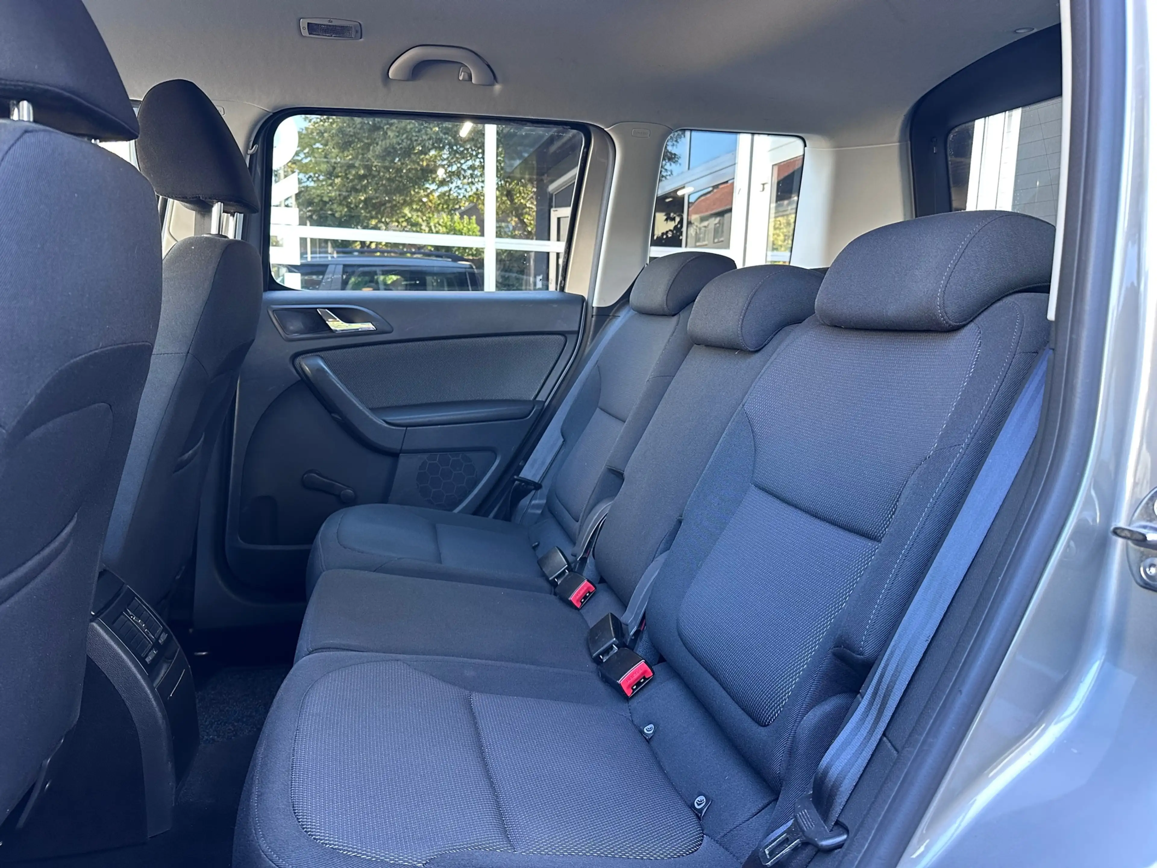 Skoda Yeti 1.2 TSI Ambition MIVA BEST / AUTO / CLIMA / NAVI — photo 12