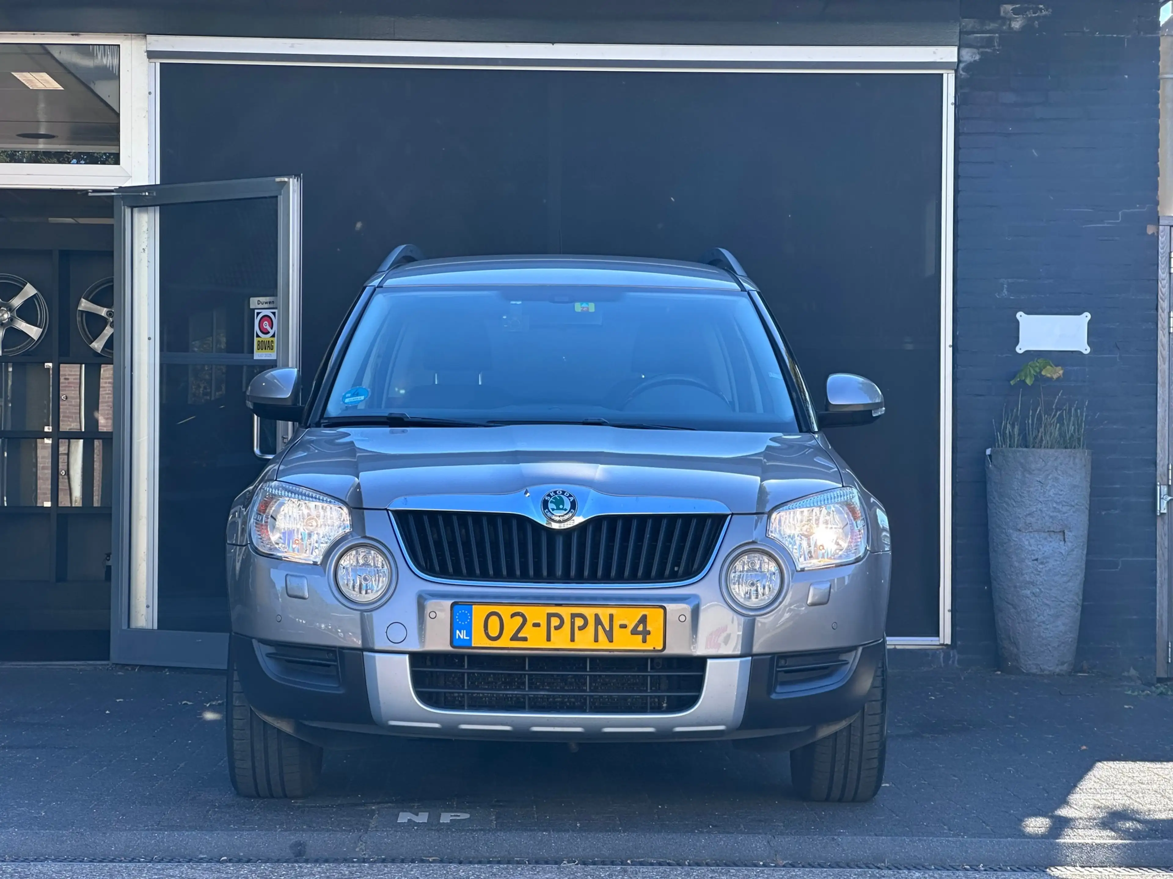 Skoda Yeti 1.2 TSI Ambition MIVA BEST / AUTO / CLIMA / NAVI — photo 10