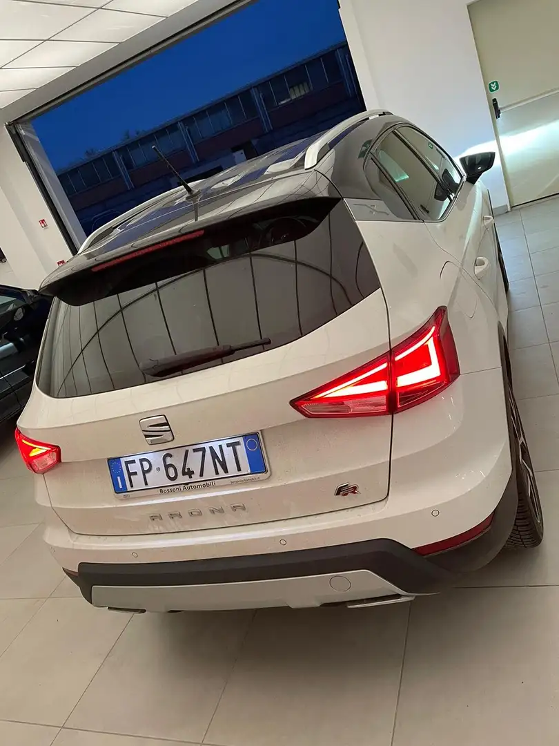 SEAT Arona Arona 2017 1.0 ecotsi FR 115cv dsg Biały - 2