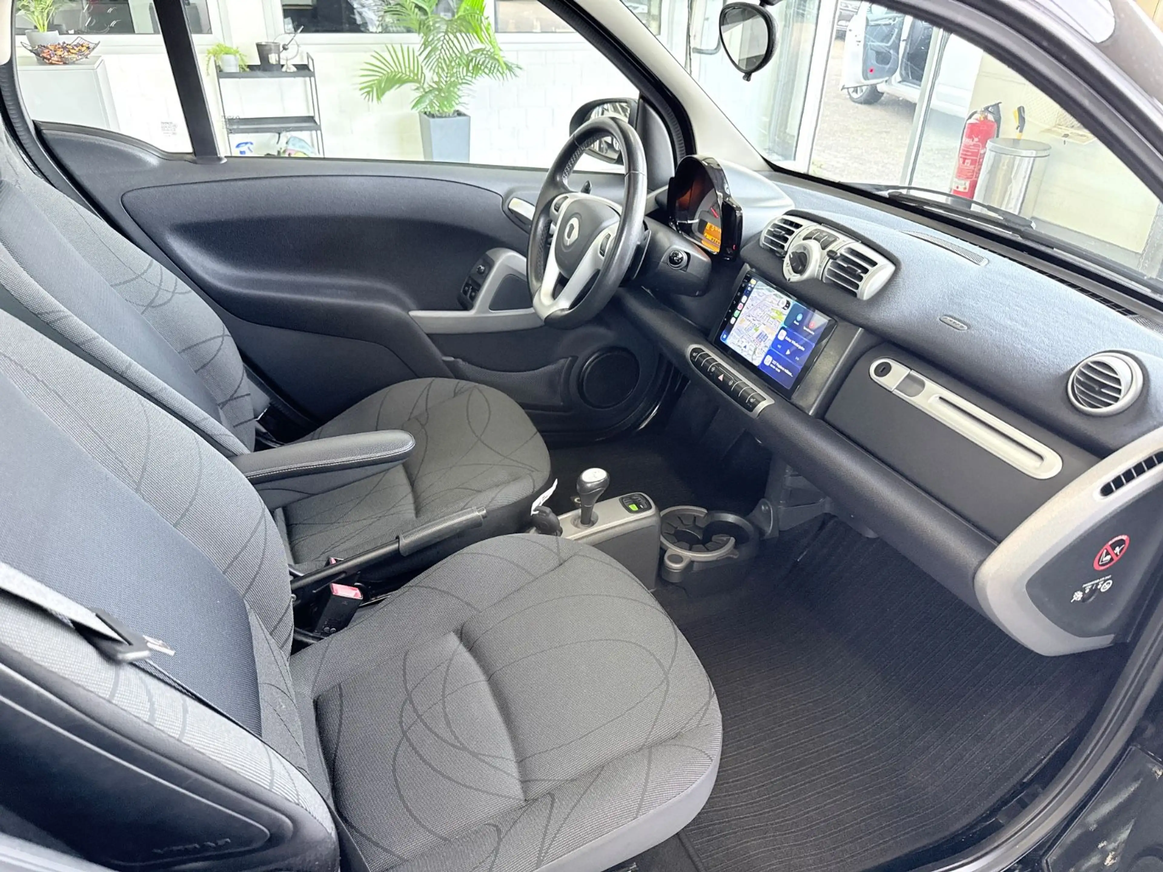 smart forTwo 1.0 MHD*AUTO*SERV*PANO*CARPL*NAV*SHZ*SOUN — photo 15