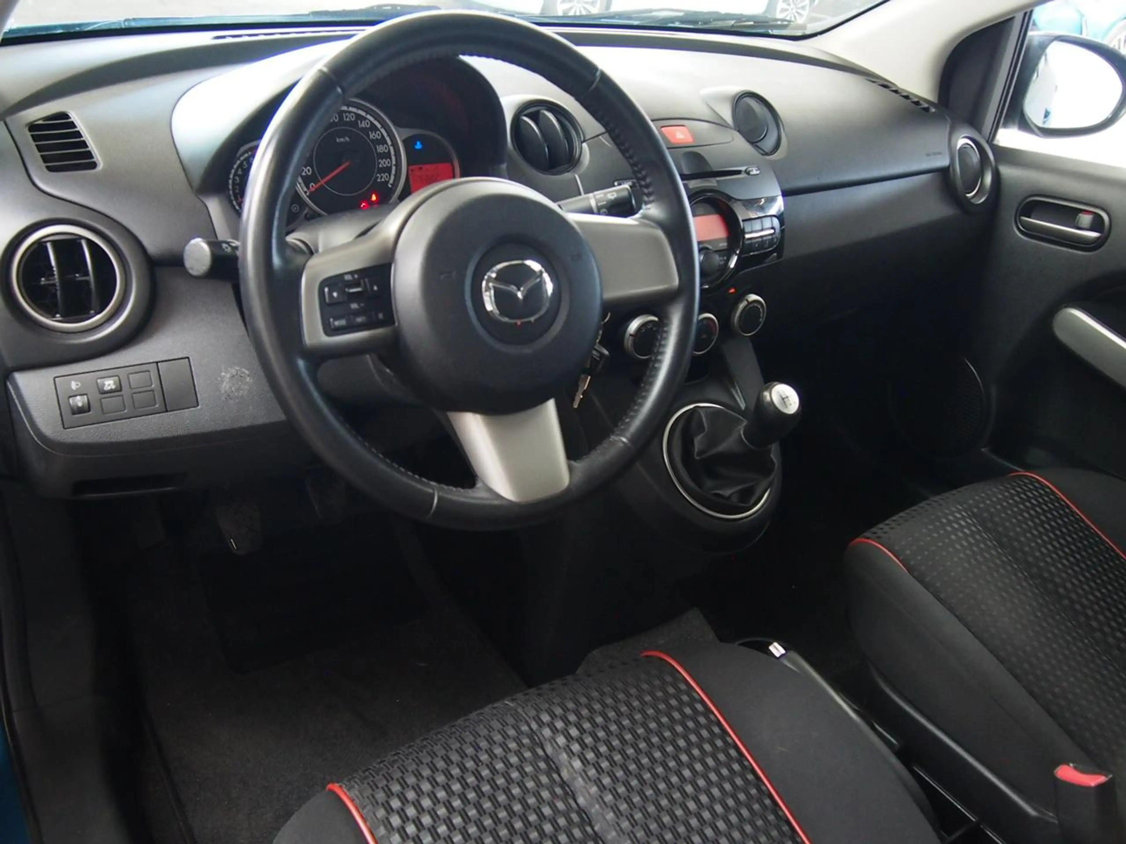 Mazda 2 1.3 TS Airco (APK:Nieuw) Incl.Garantie — photo 6