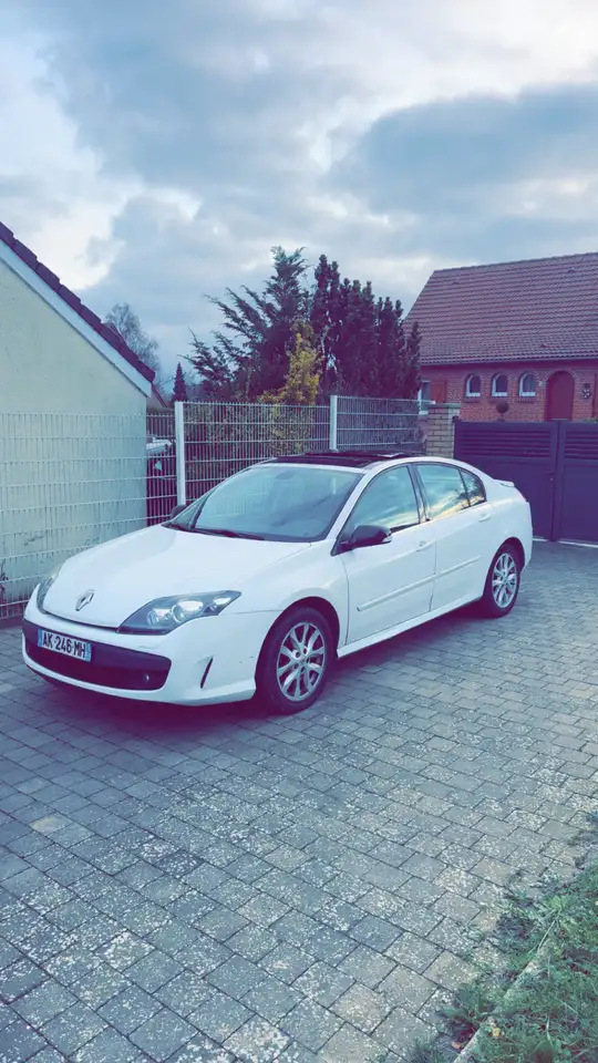 Renault Laguna III 2.0 dCi 130 GT 4Control Euro 5