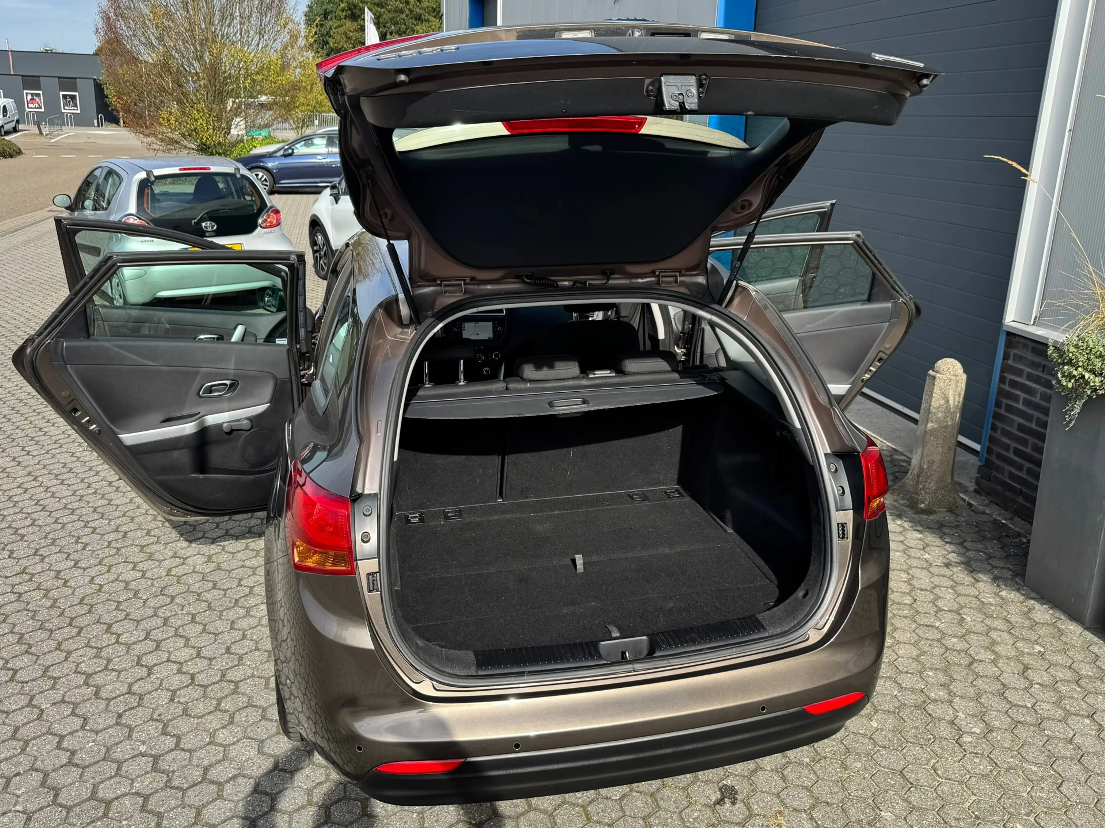 Kia Ceed SW / cee'd SW Sportswagon 1.6 GDI First Edition | 86d km! | Navi — photo 15