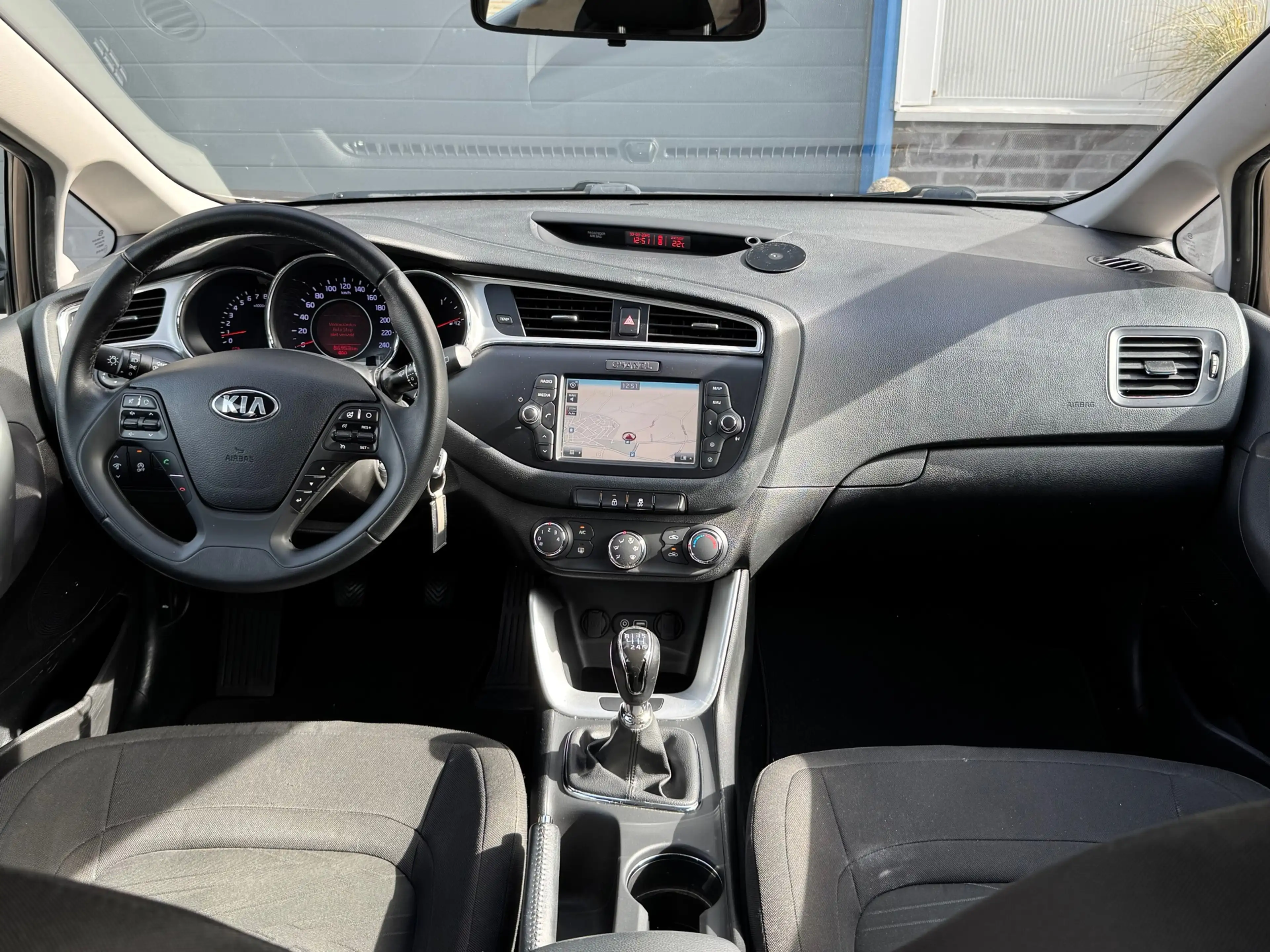 Kia Ceed SW / cee'd SW Sportswagon 1.6 GDI First Edition | 86d km! | Navi — photo 17