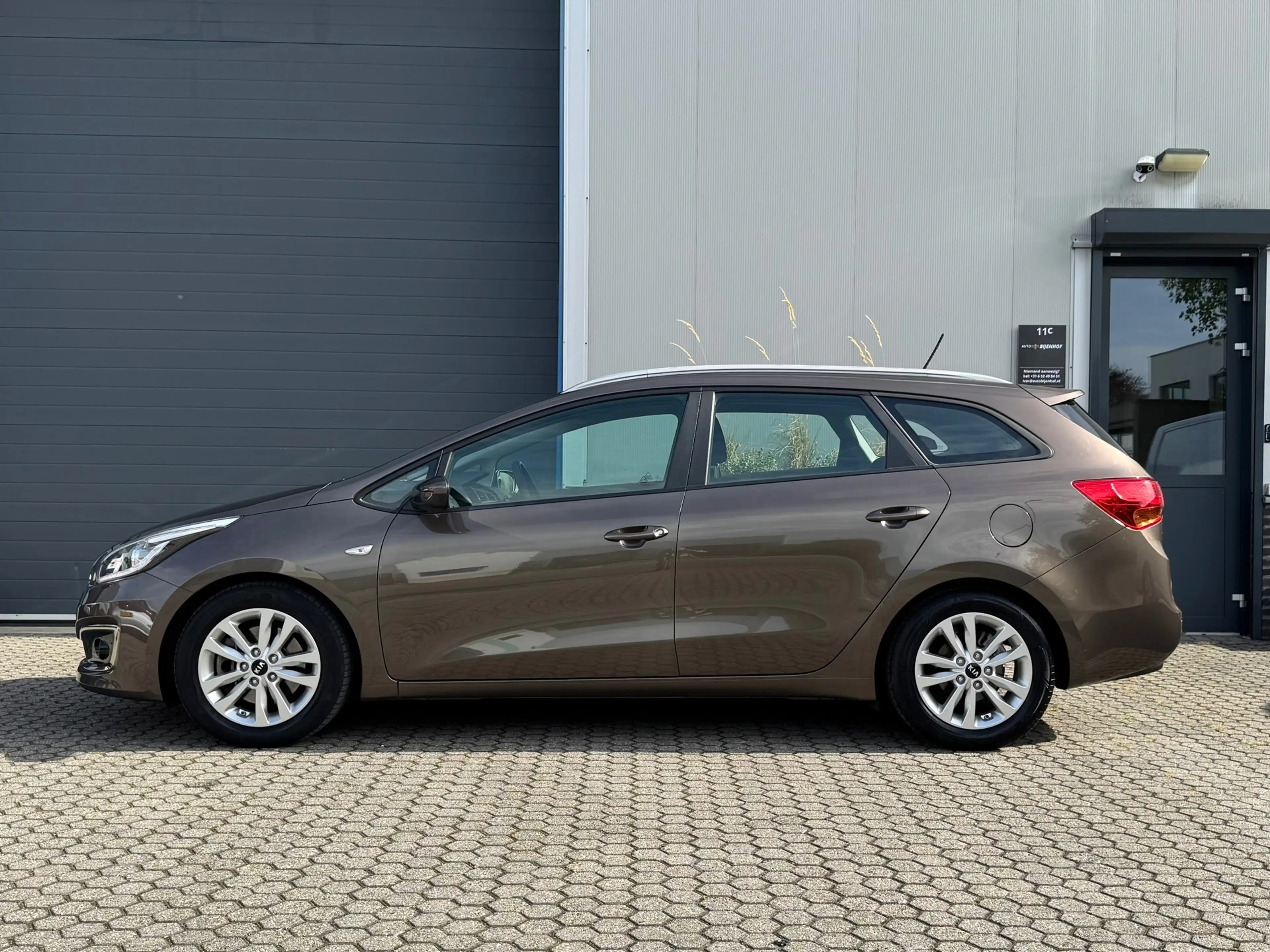 Kia Ceed SW / cee'd SW Sportswagon 1.6 GDI First Edition | 86d km! | Navi — photo 7