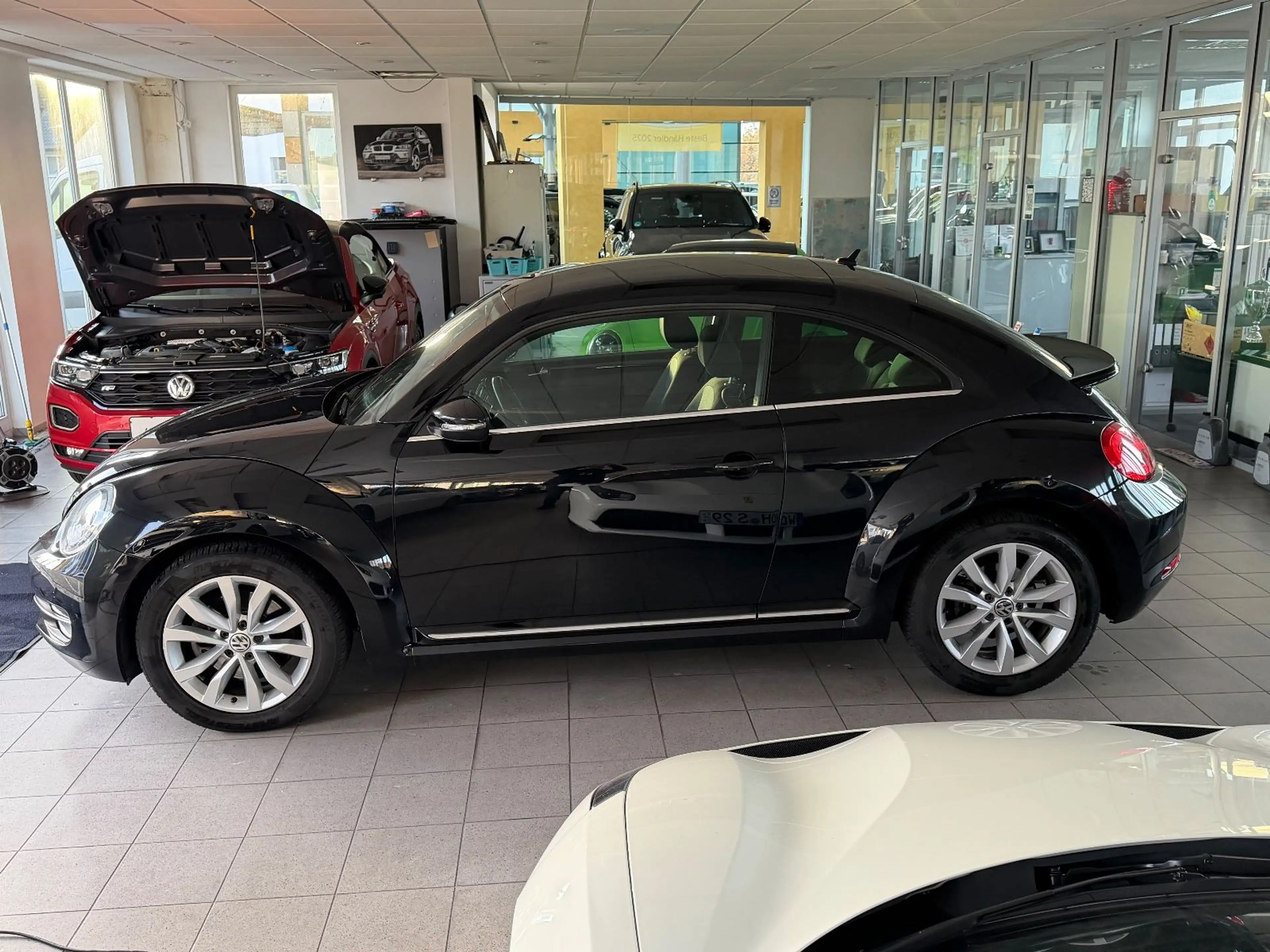 Volkswagen Beetle 1.4 TSI Design Bi-Xenon PDC SHZ TÜV 03/27 — photo 8