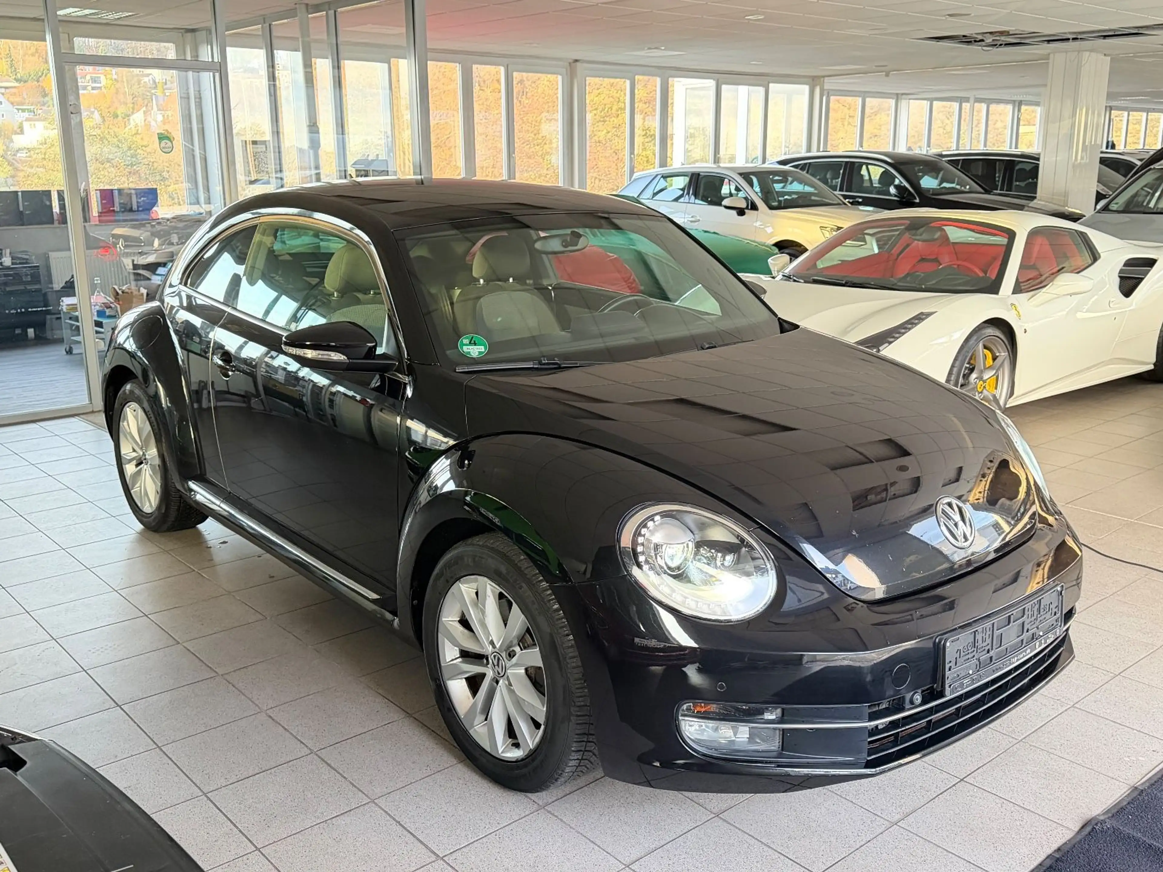 Volkswagen Beetle 1.4 TSI Design Bi-Xenon PDC SHZ TÜV 03/27 — photo 3