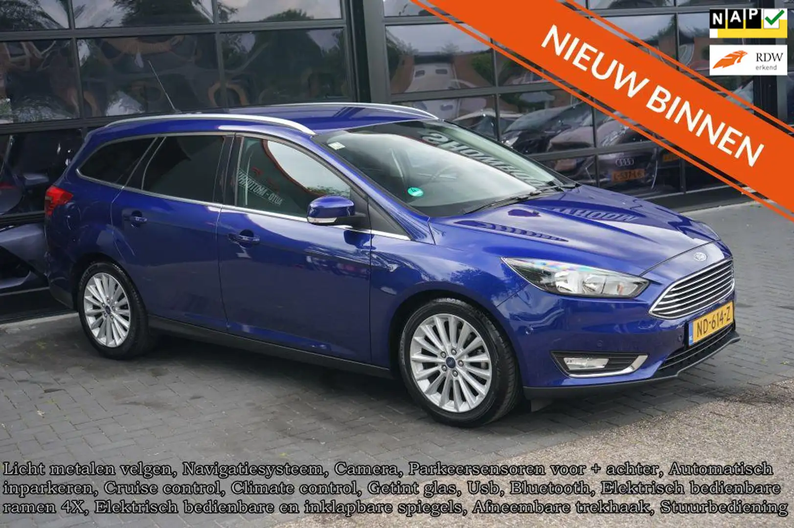 Ford Focus Wagon 1.5 Titanium, Aut inparkeren, Clima, Navi, C Blauw - 1
