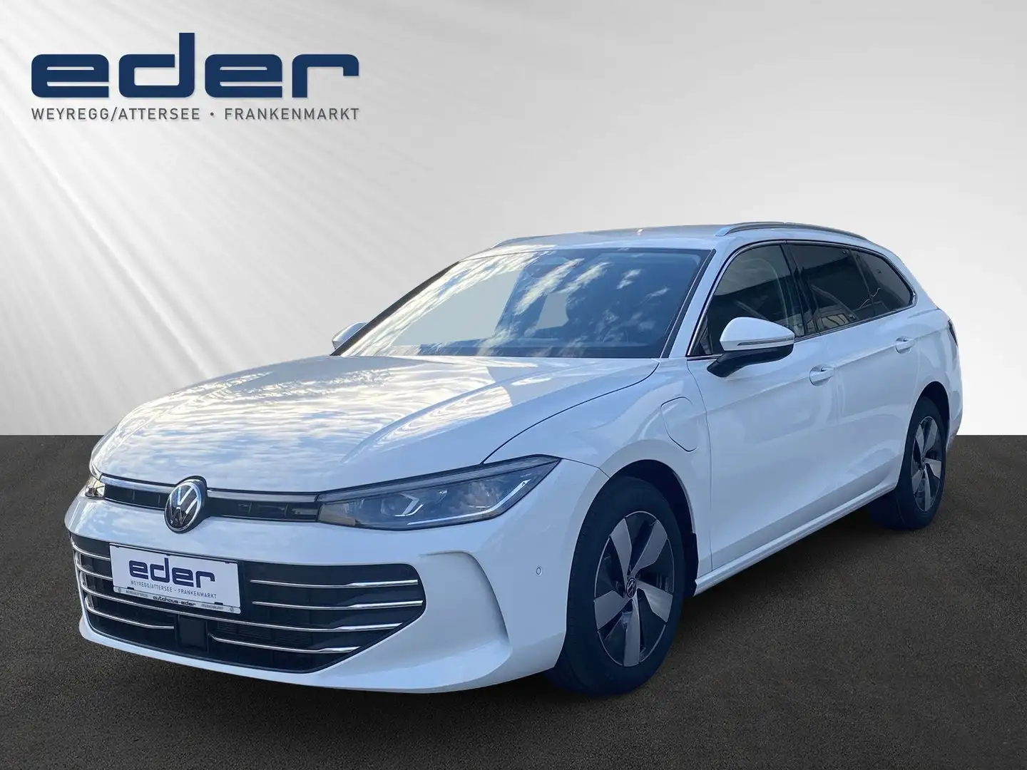 Volkswagen Passat Variant Business eHybrid 150kW Weiß - 1