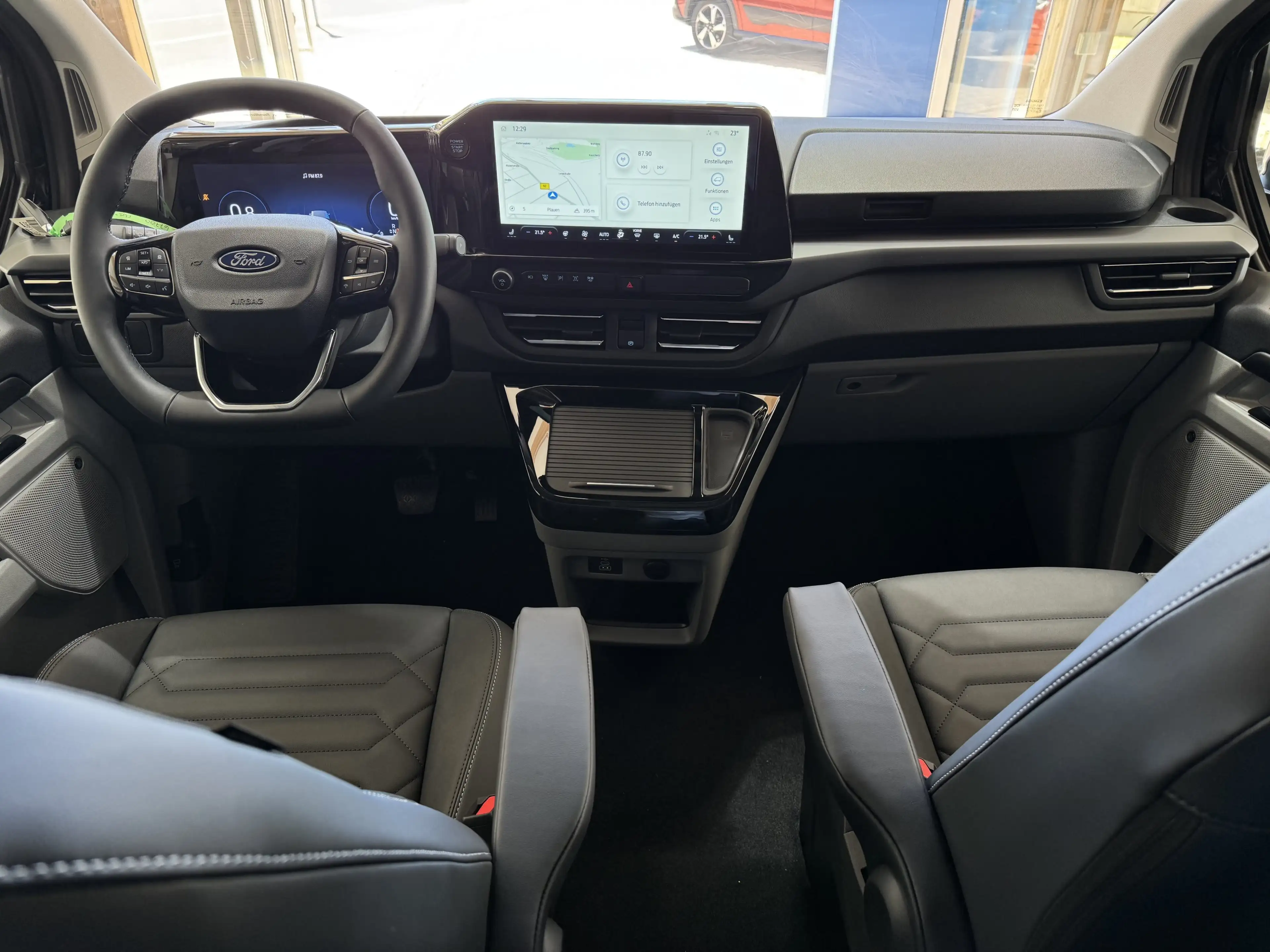 Ford Tourneo Custom Titanium X L1 AWD MATRIX-LED — photo 11