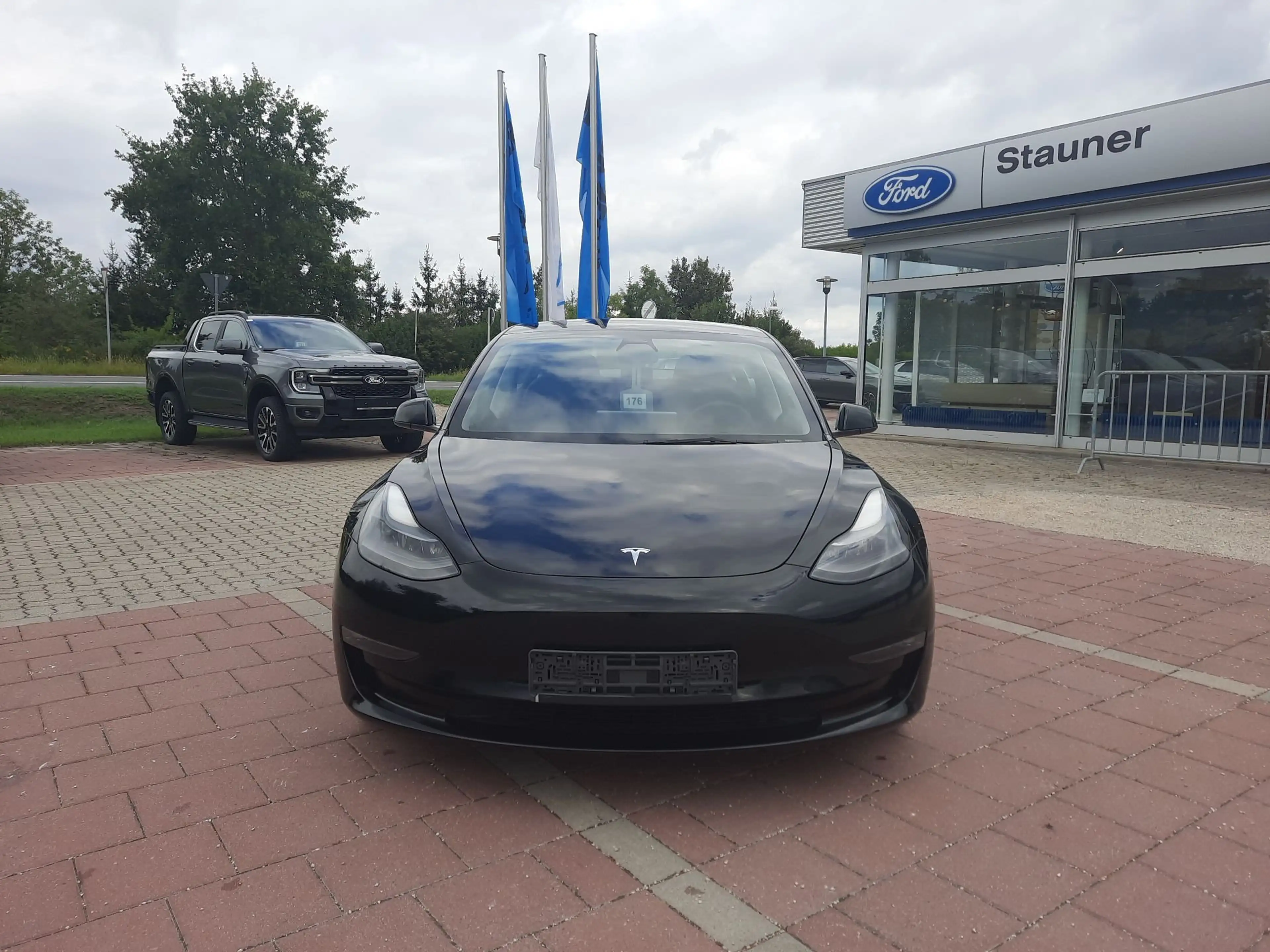 Tesla Model 3 Long Range Dual Kamera LED Navi ACC — photo 3