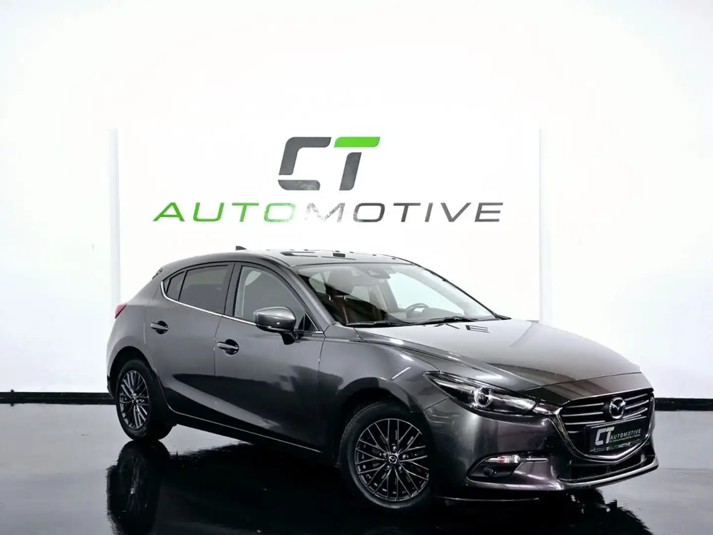 Mazda 3 Mazda 3 Sport G120 Attraction Aut. Grijs - 1