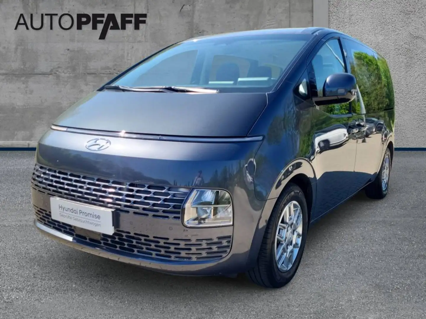 Hyundai STARIA 9-Sitzer 2.2 CRDi A/T TREND Navi|LED|Park-Paket Grau - 1