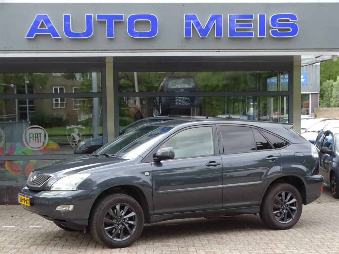 Lexus 300 EXECUTIVE PRESIDENT LEER NAVI AIRCO NAP DEAL Grijs - 1