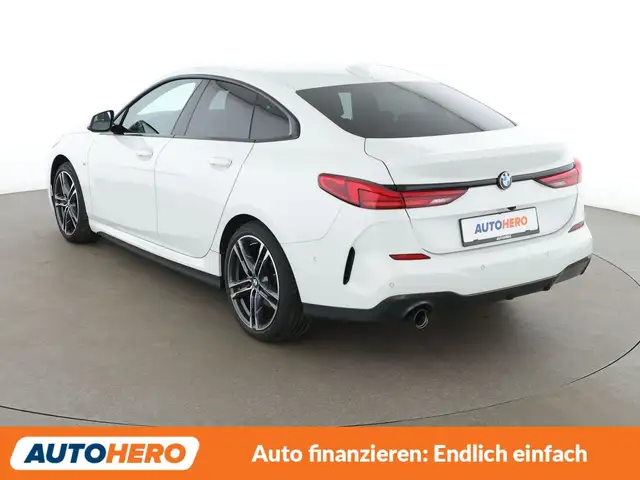 BMW 2 Series view 4