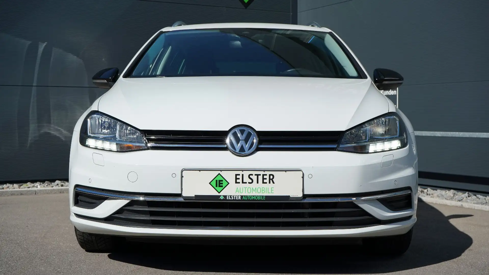 Volkswagen Golf VII Variant IQ,Park Assist,Navi,Sitzh,AHK Weiß - 2