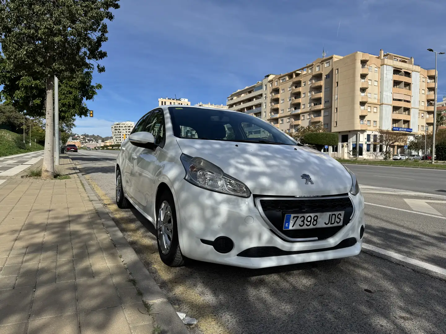 Peugeot 208 1.4HDi Active - 2