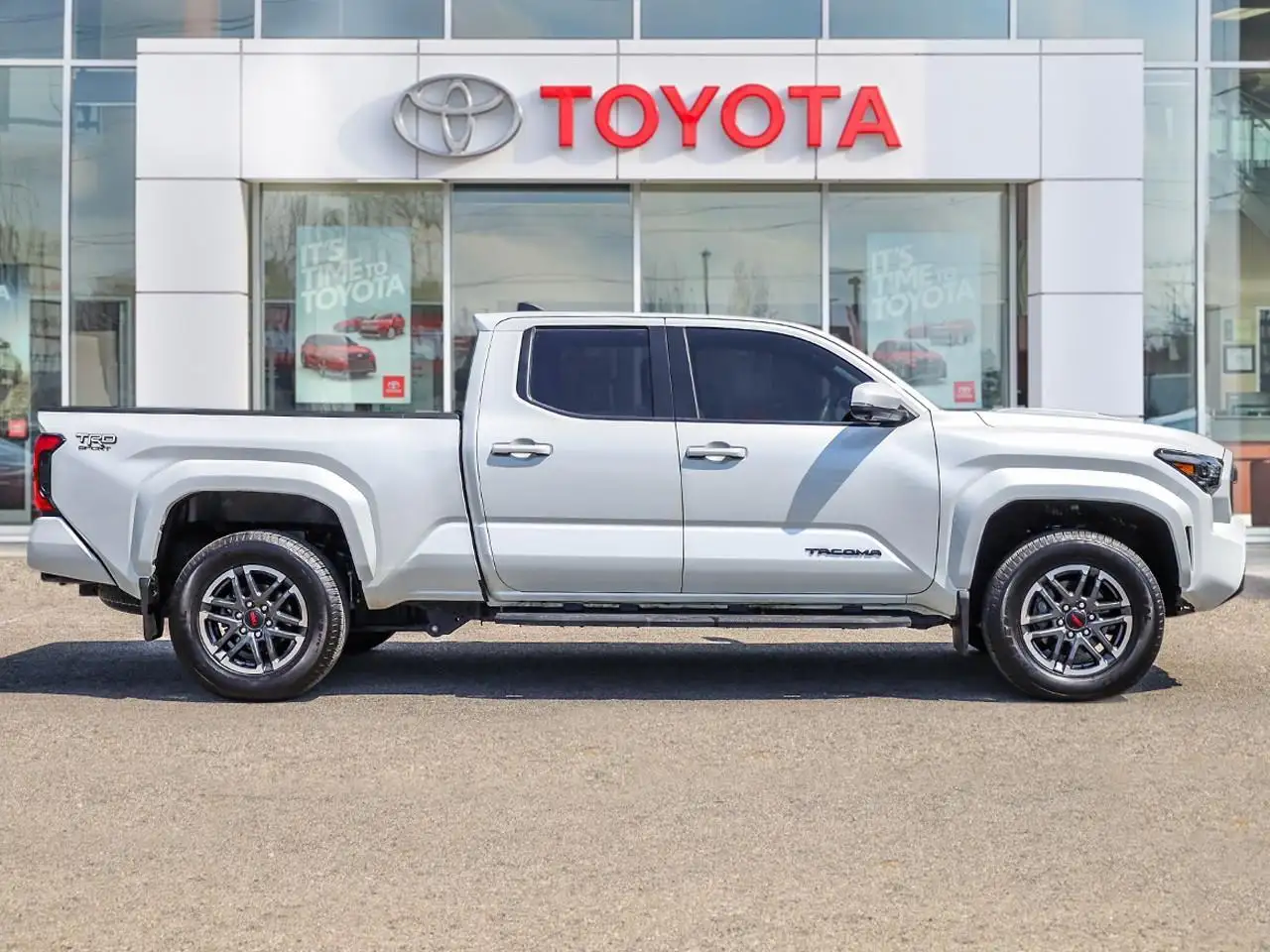 Toyota Tacoma снимка Toyota Tacoma
