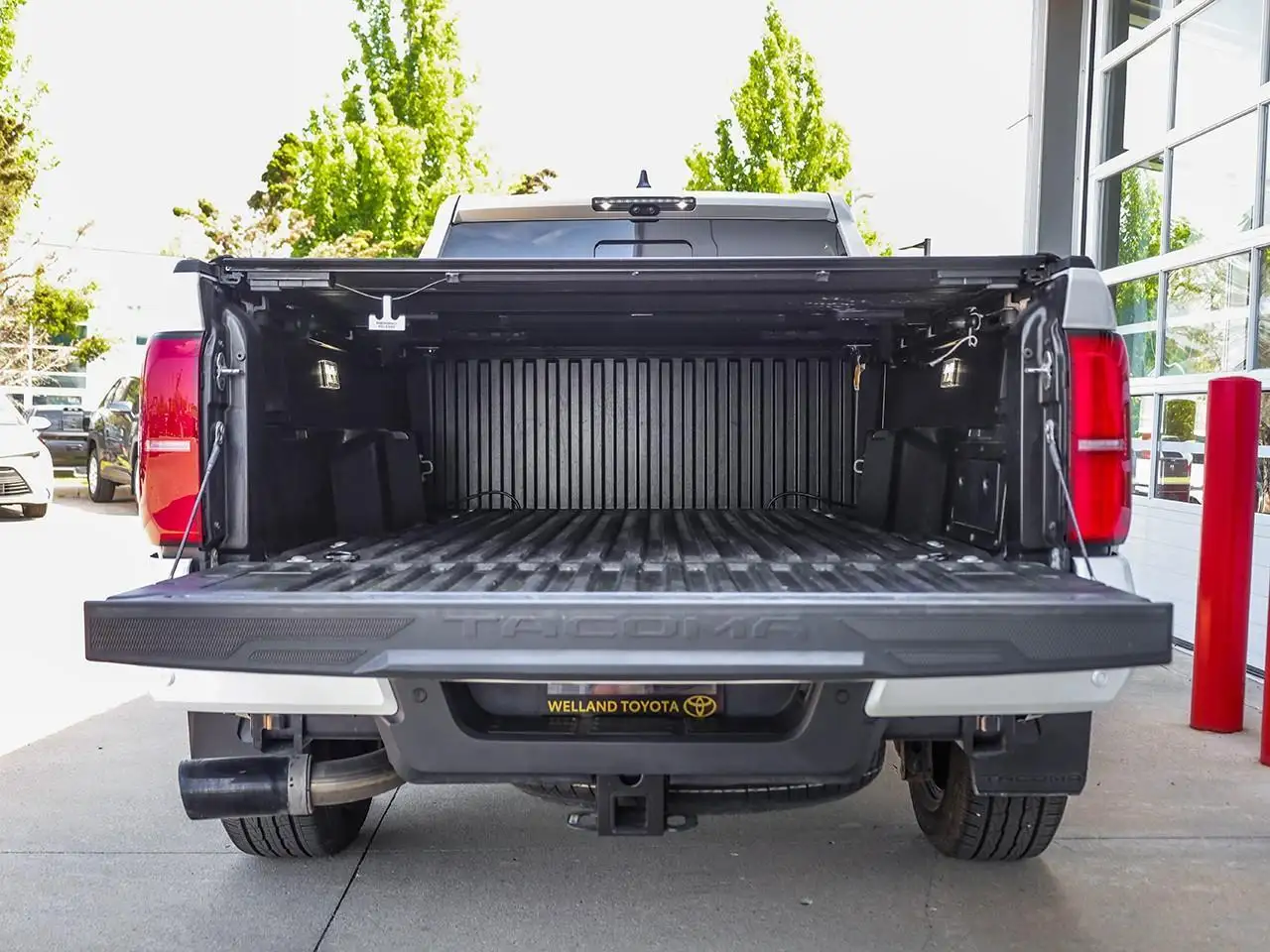Toyota Tacoma снимка Toyota Tacoma