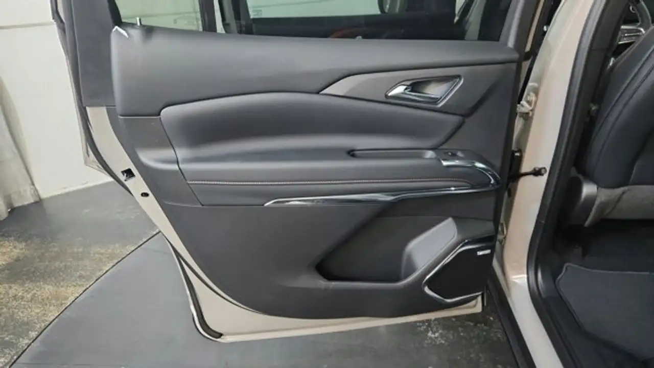 Chevrolet Traverse снимка Chevrolet Traverse