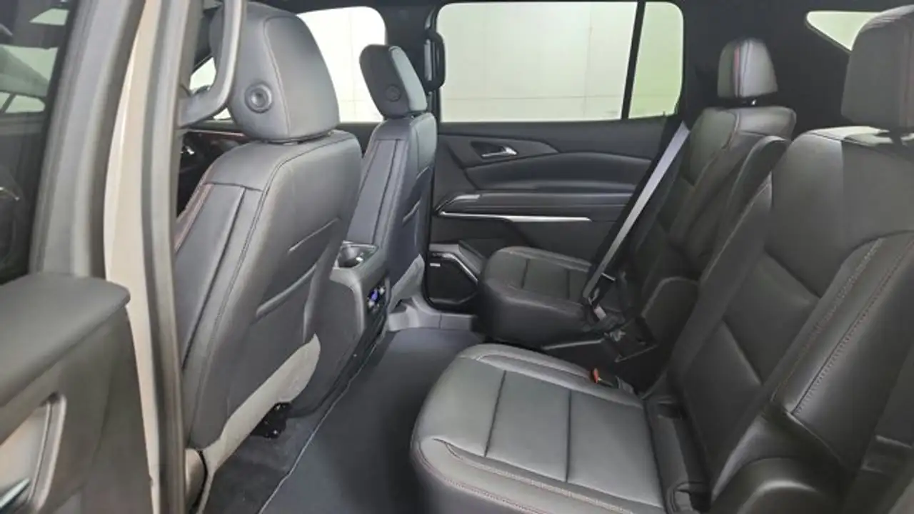 Chevrolet Traverse снимка Chevrolet Traverse