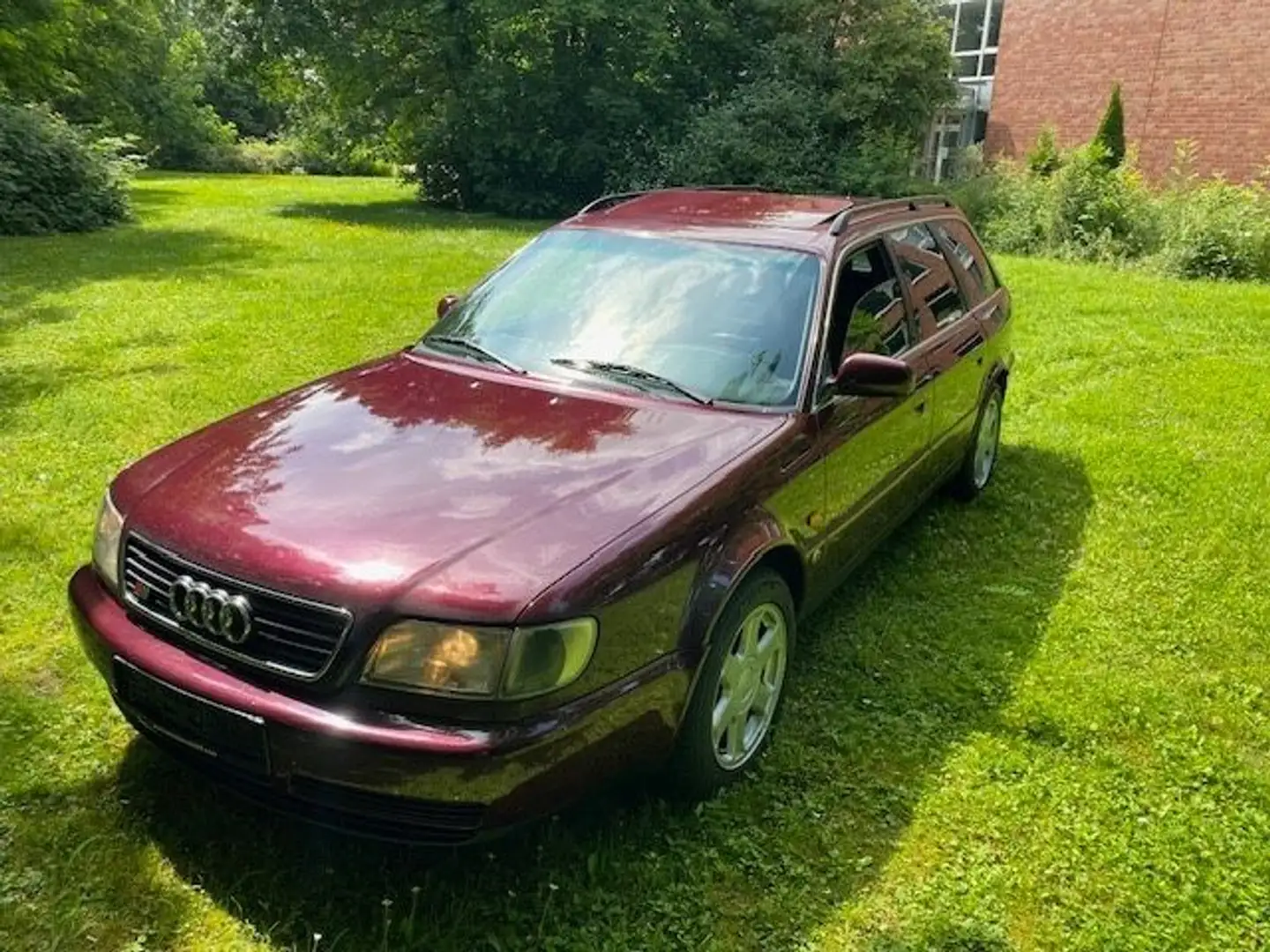 Audi S6 4.2  V8 Quattro Avant, Klima, 6-Gang! Червоний - 1