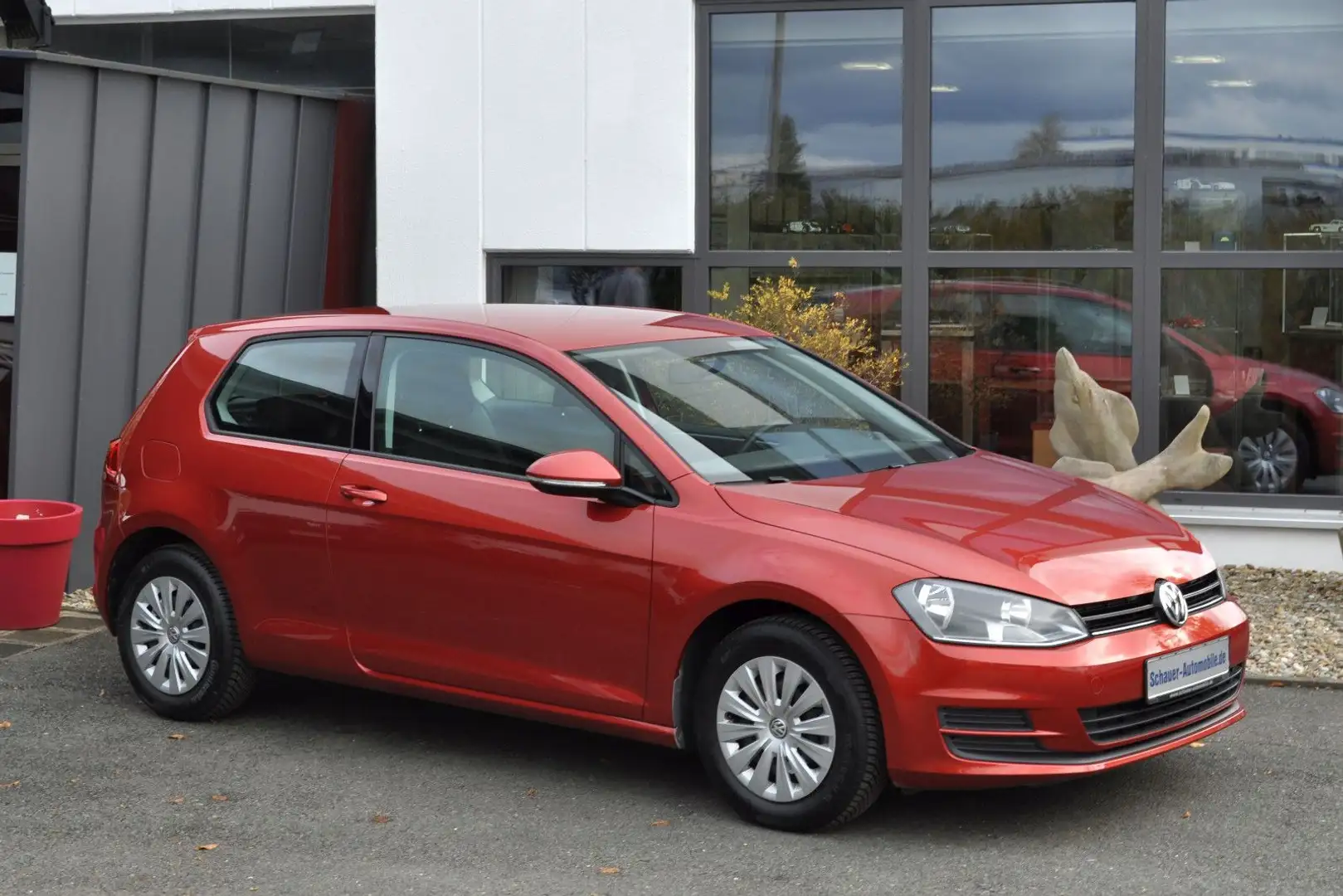 Volkswagen Golf 7 Lim. Trendline BMT "1.Hand+Service NEU" Rouge - 1