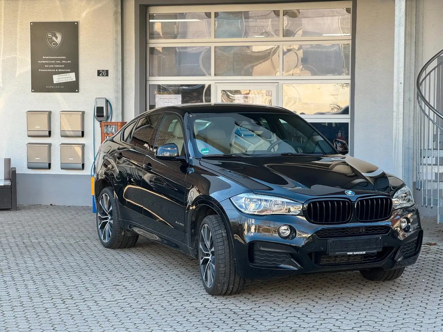 BMW X6 xDrive 40 d M-Paket*HUD*Innopaket*21"*19% Siyah - 2