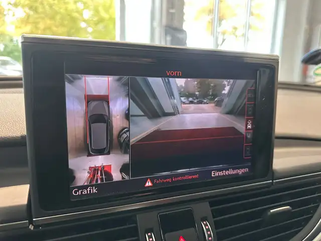 Audi A6 view 29