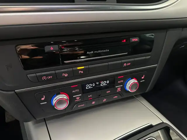 Audi A6 view 25