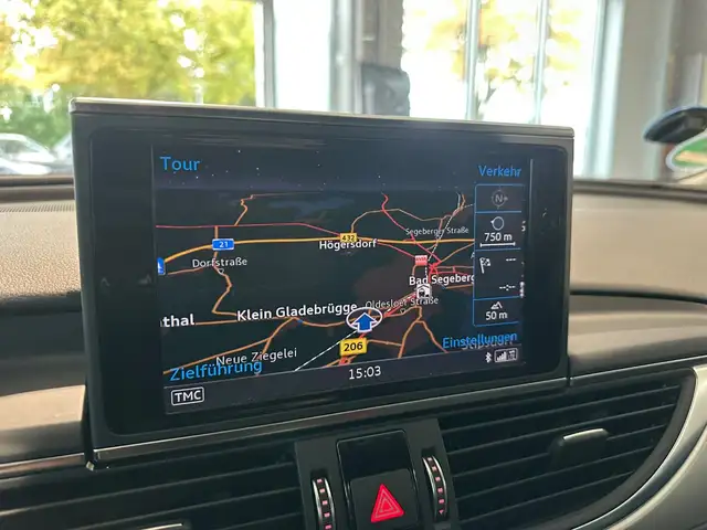 Audi A6 view 19