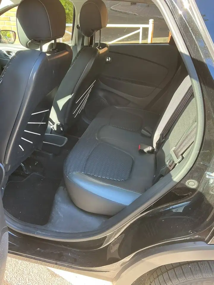Renault Captur — photo 8