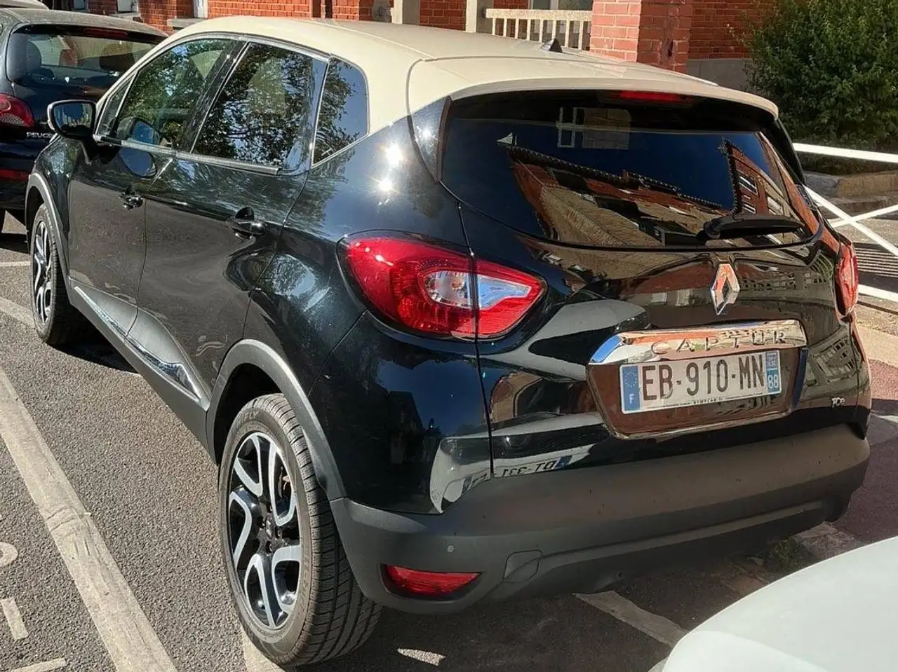Renault Captur — photo 2
