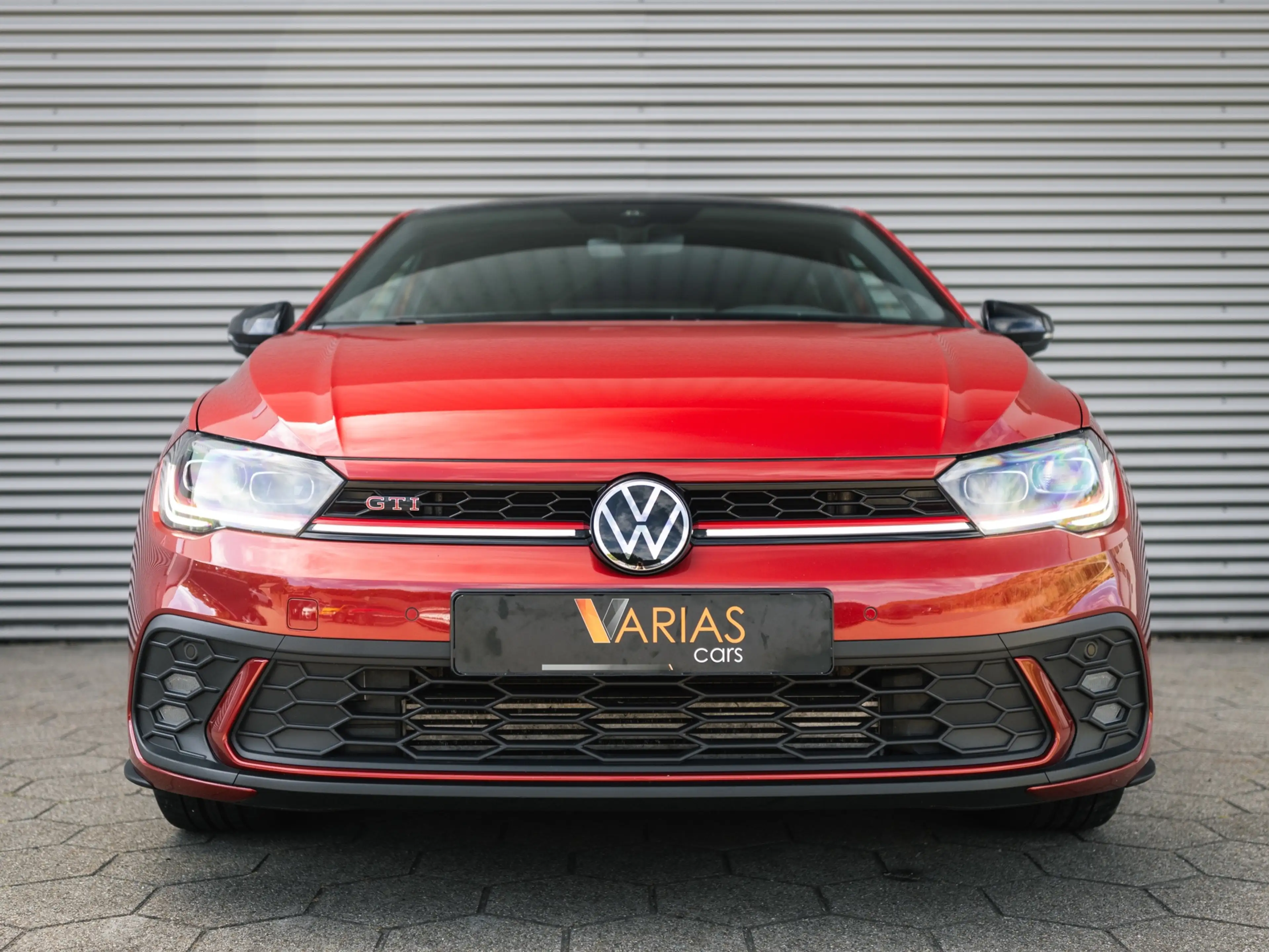 Volkswagen Polo GTI 2.0 TSI Beats Camera Keyless Blindspot — photo 6