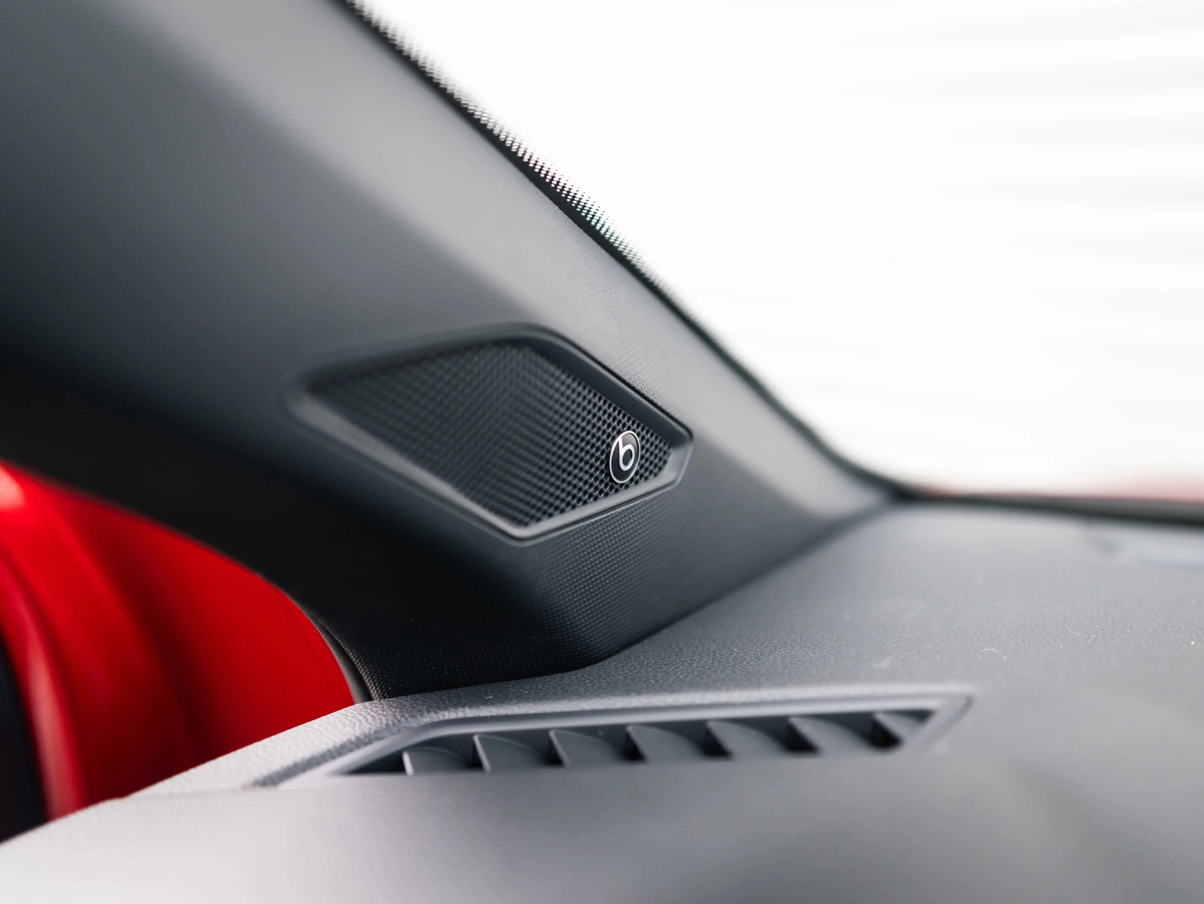 Volkswagen Polo GTI 2.0 TSI Beats Camera Keyless Blindspot — photo 21
