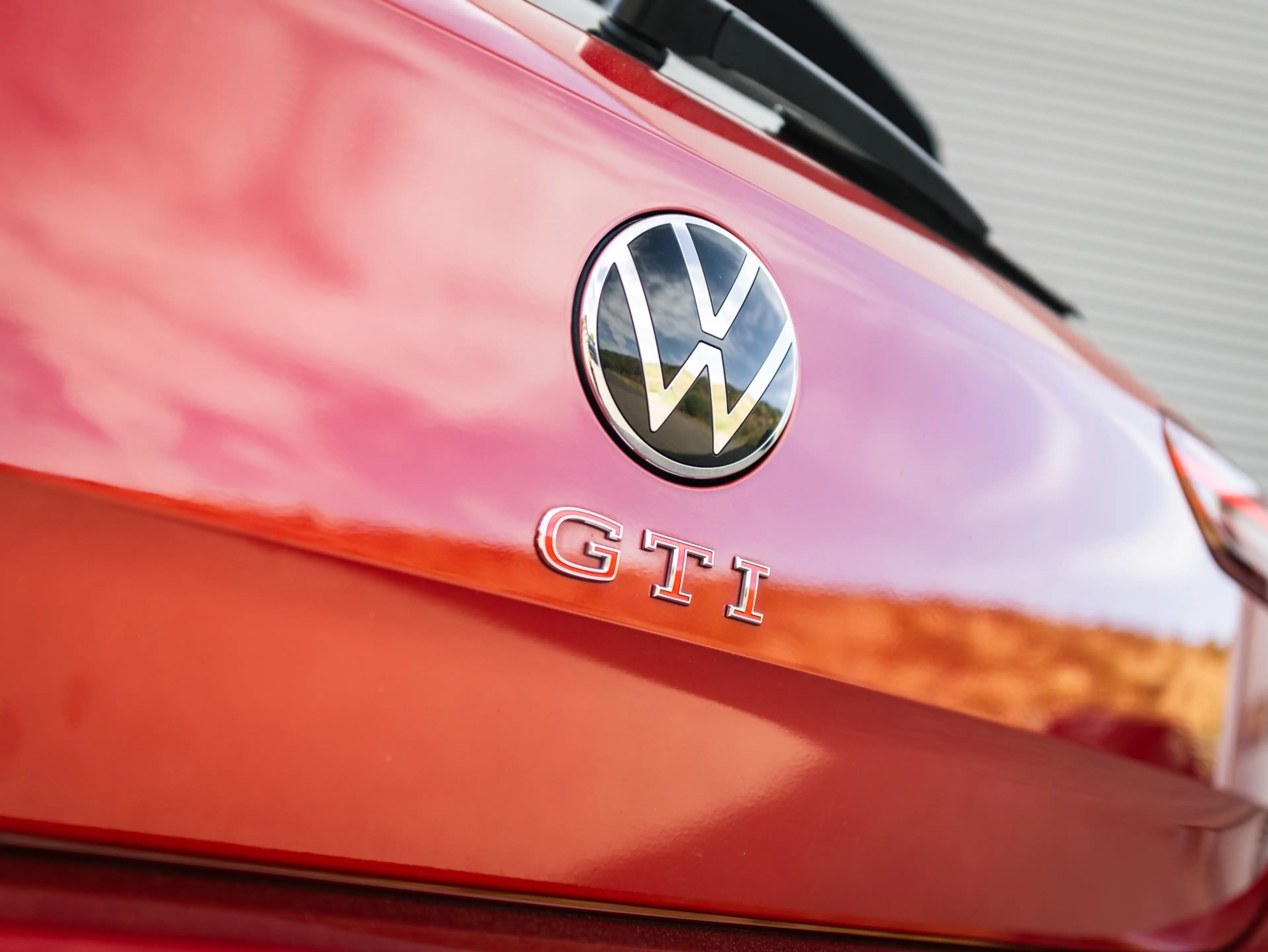 Volkswagen Polo GTI 2.0 TSI Beats Camera Keyless Blindspot — photo 9