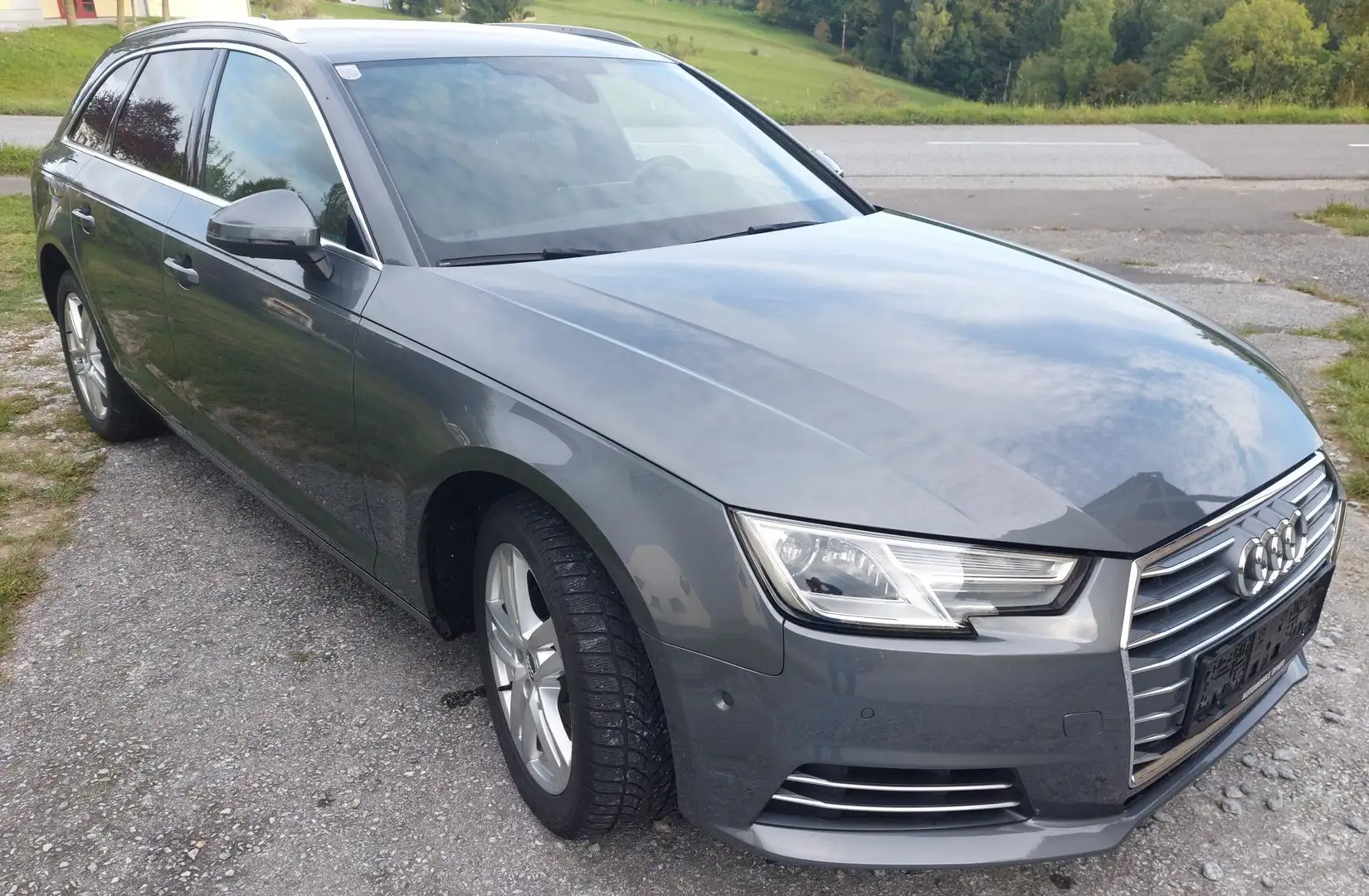 Audi A4 A4 Avant 2,0 TDI Sport Sport Grau - 2