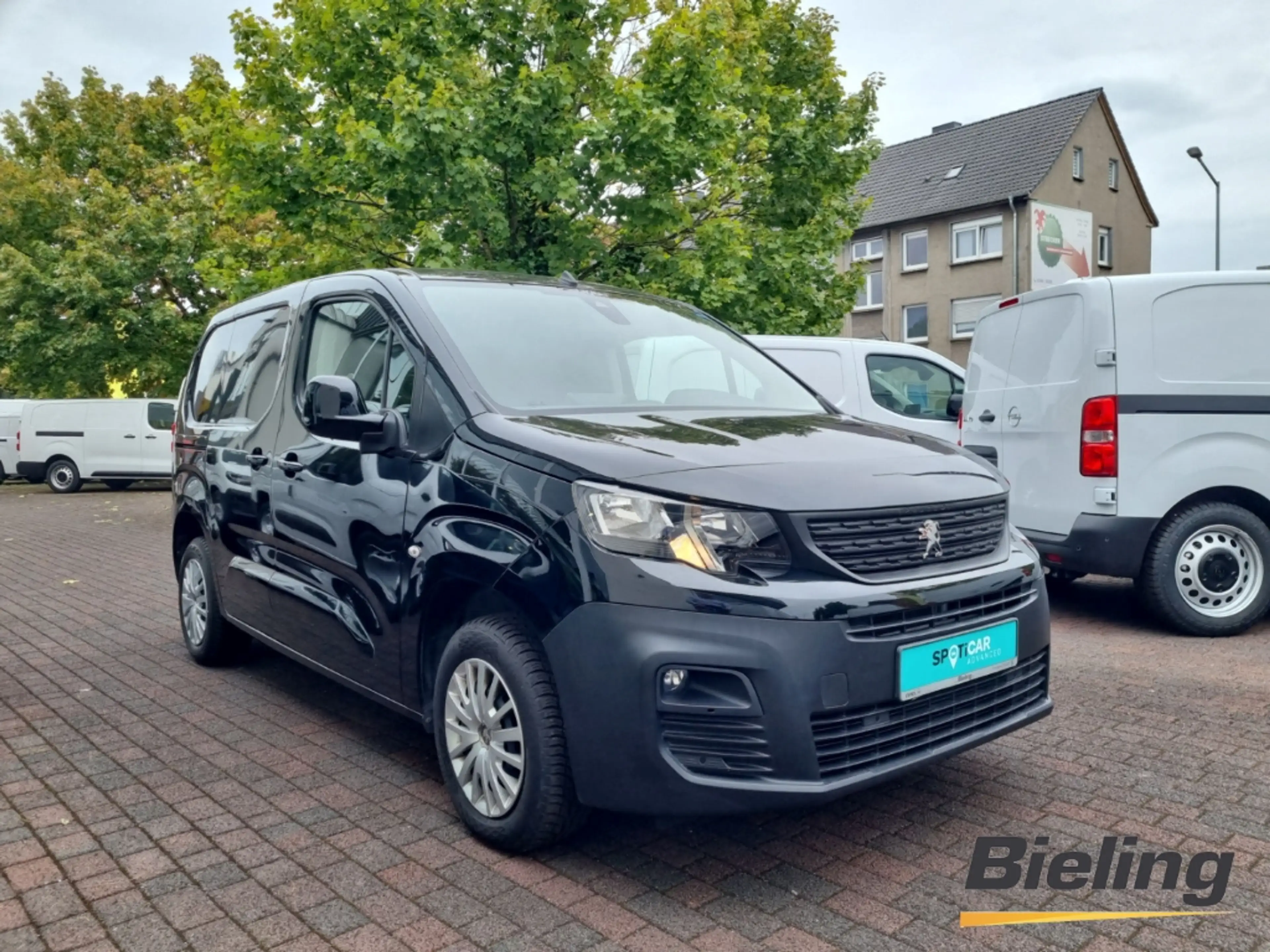 Peugeot Partner Premium L1 1.2l, NAVI, PDC , Klima, E-Fenster, ZV — photo 4